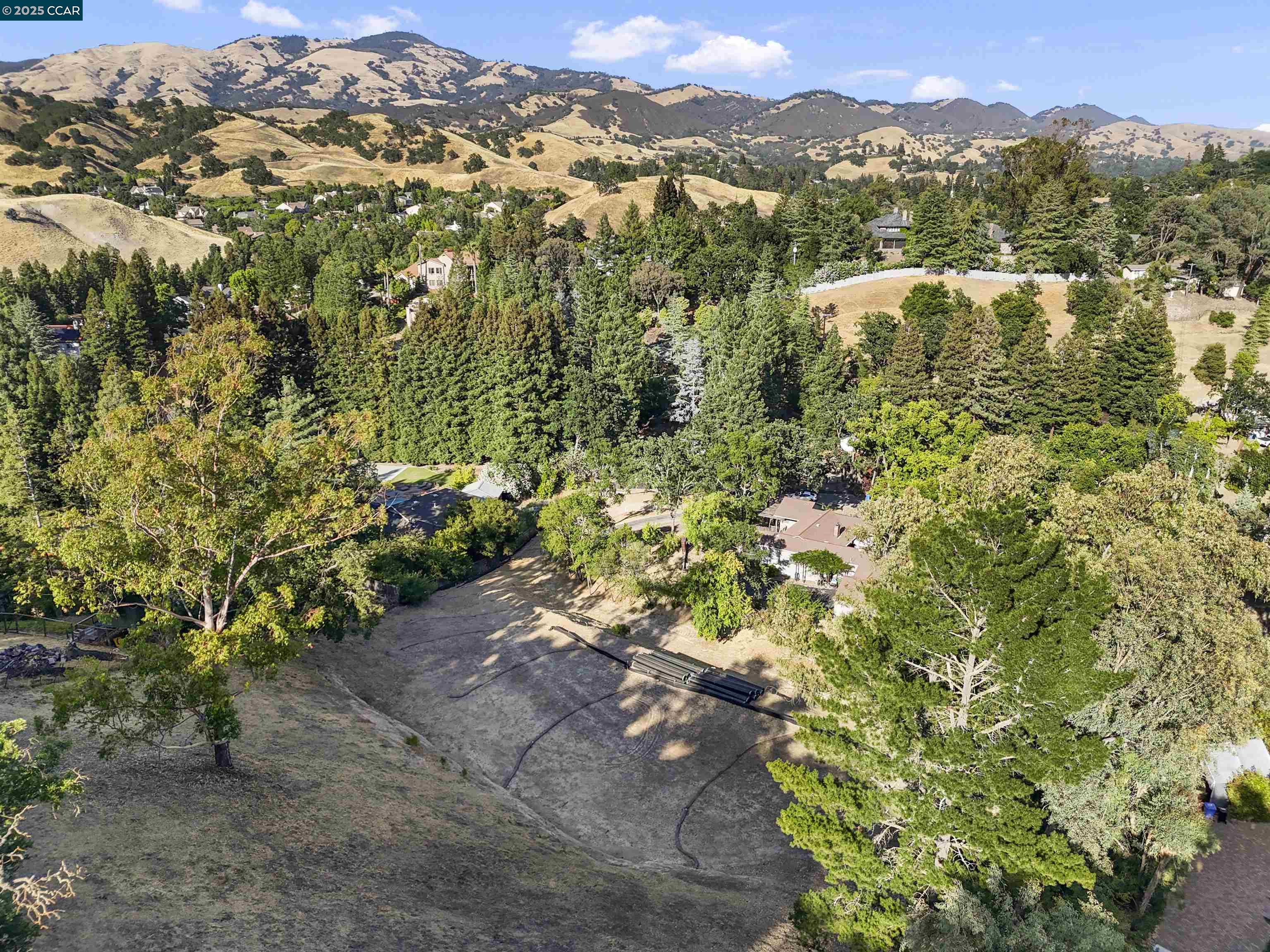 Detail Gallery Image 10 of 31 For 221 Dean Rd, Alamo,  CA 94507 - – Beds | – Baths