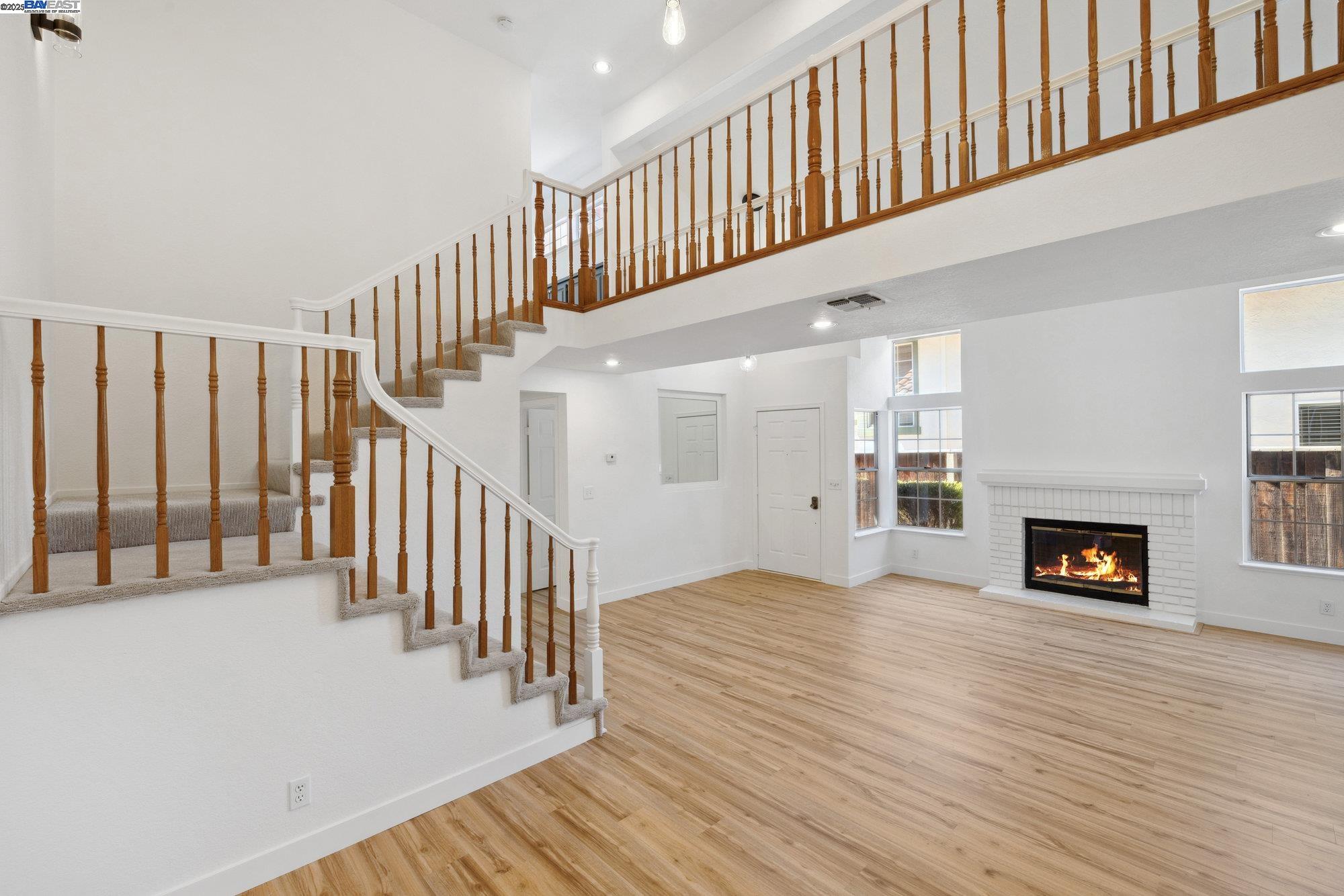1733 Magnolia Cir, Pleasanton, California 94566, 4 Bedrooms Bedrooms, 8 Rooms Rooms,2 BathroomsBathrooms,Residential Lease,For Rent,1733 Magnolia Cir,41102647