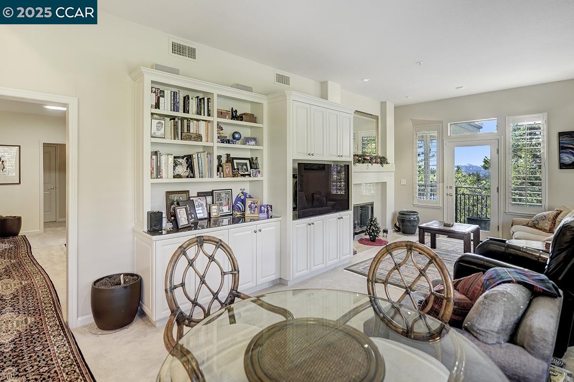 Photo #9: 41102649 Listing: Photo #9