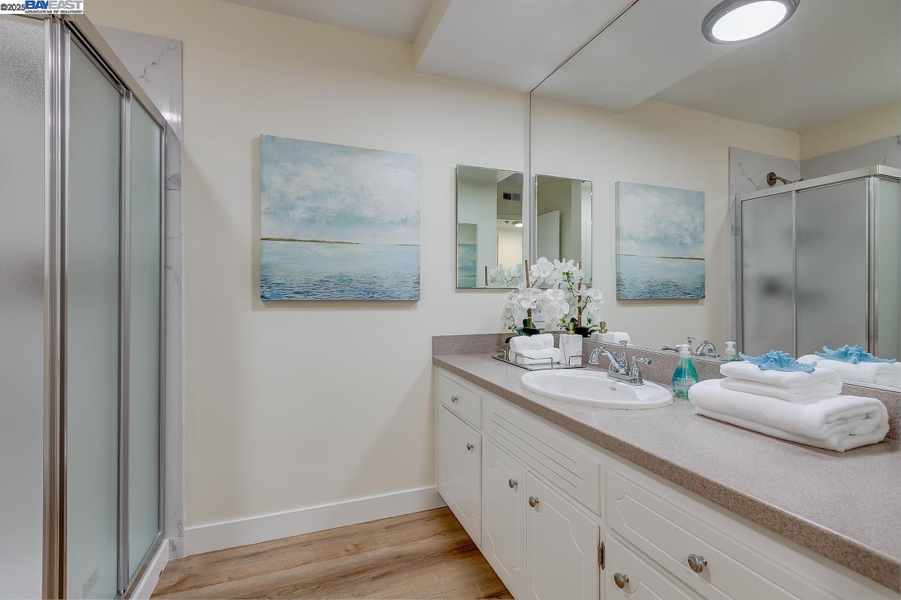 Detail Gallery Image 19 of 30 For 1001 Shoreline Dr #301,  Alameda,  CA 94501 - 2 Beds | 2 Baths