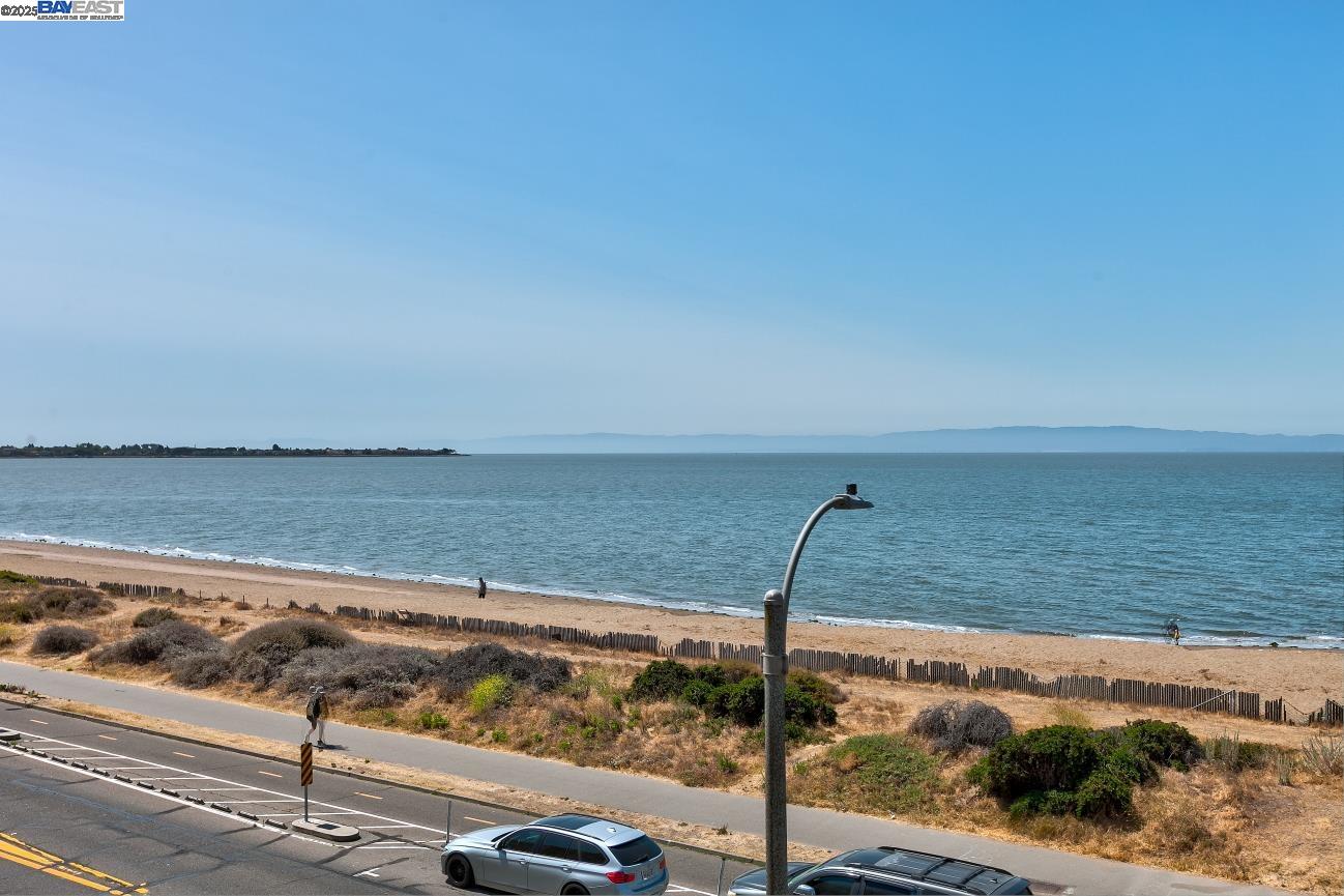 Detail Gallery Image 25 of 30 For 1001 Shoreline Dr #301,  Alameda,  CA 94501 - 2 Beds | 2 Baths