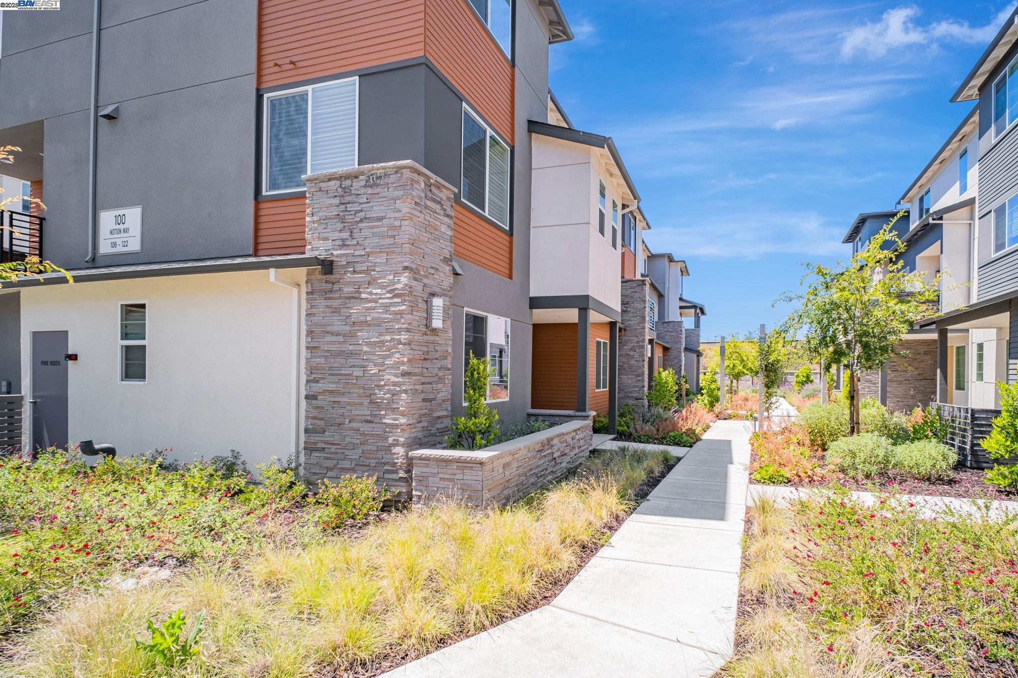 Photo #4: 41102657 Listing 