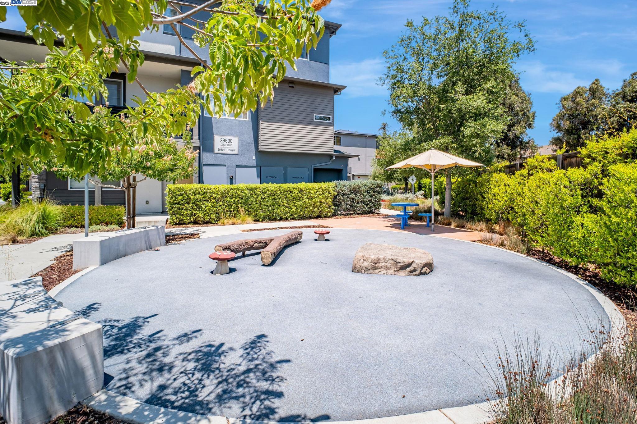 Photo #5: 41102657 Listing 