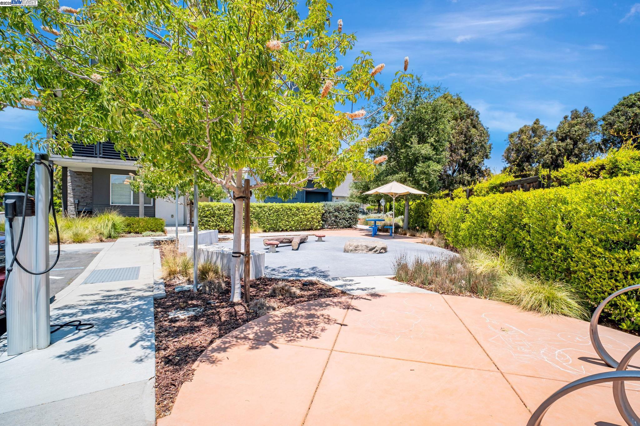 Photo #6: 41102657 Listing 
