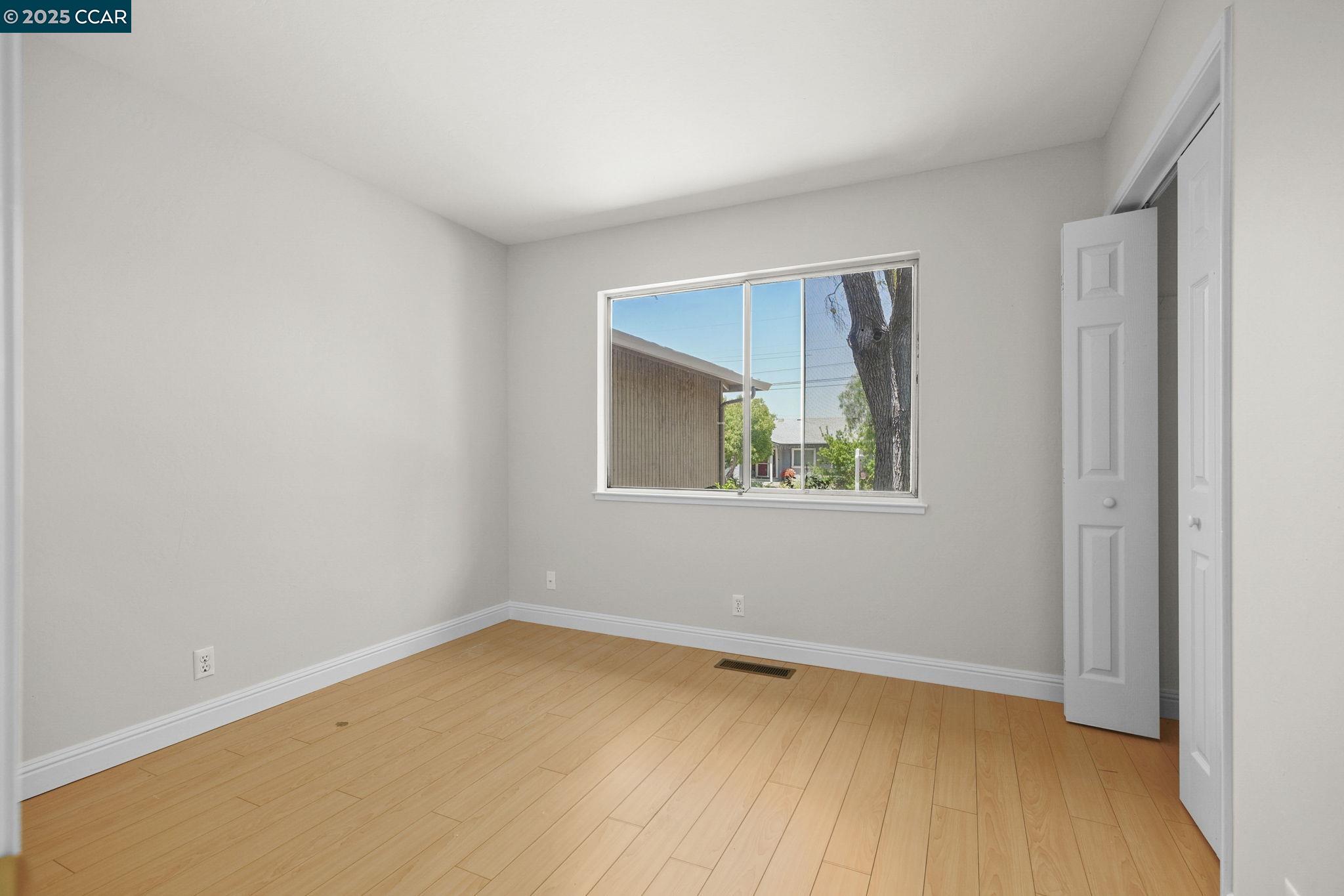 Detail Gallery Image 25 of 32 For 2307 Panoramic Dr, Concord,  CA 94520 - 3 Beds | 2 Baths