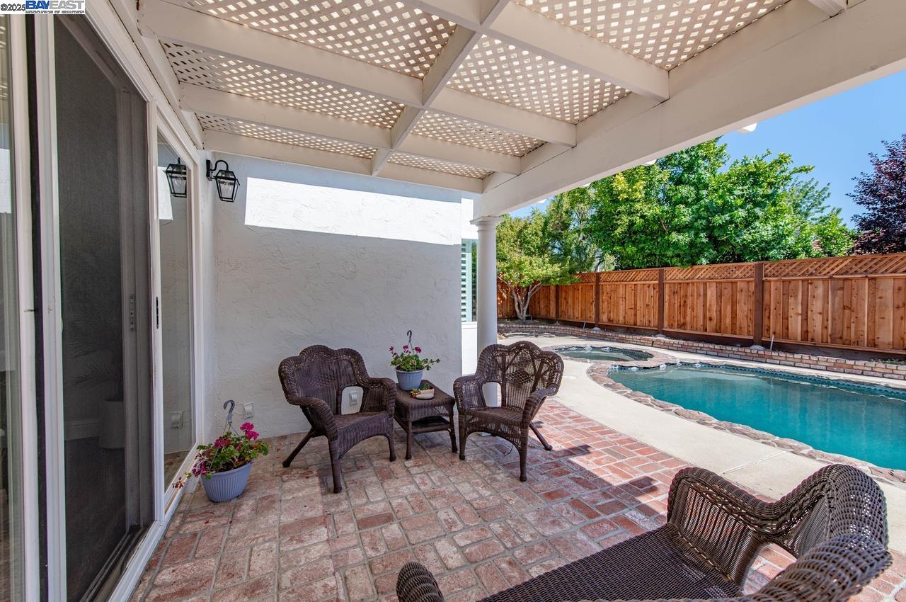 Detail Gallery Image 37 of 45 For 139 Amber Way, Livermore,  CA 94550 - 3 Beds | 2 Baths