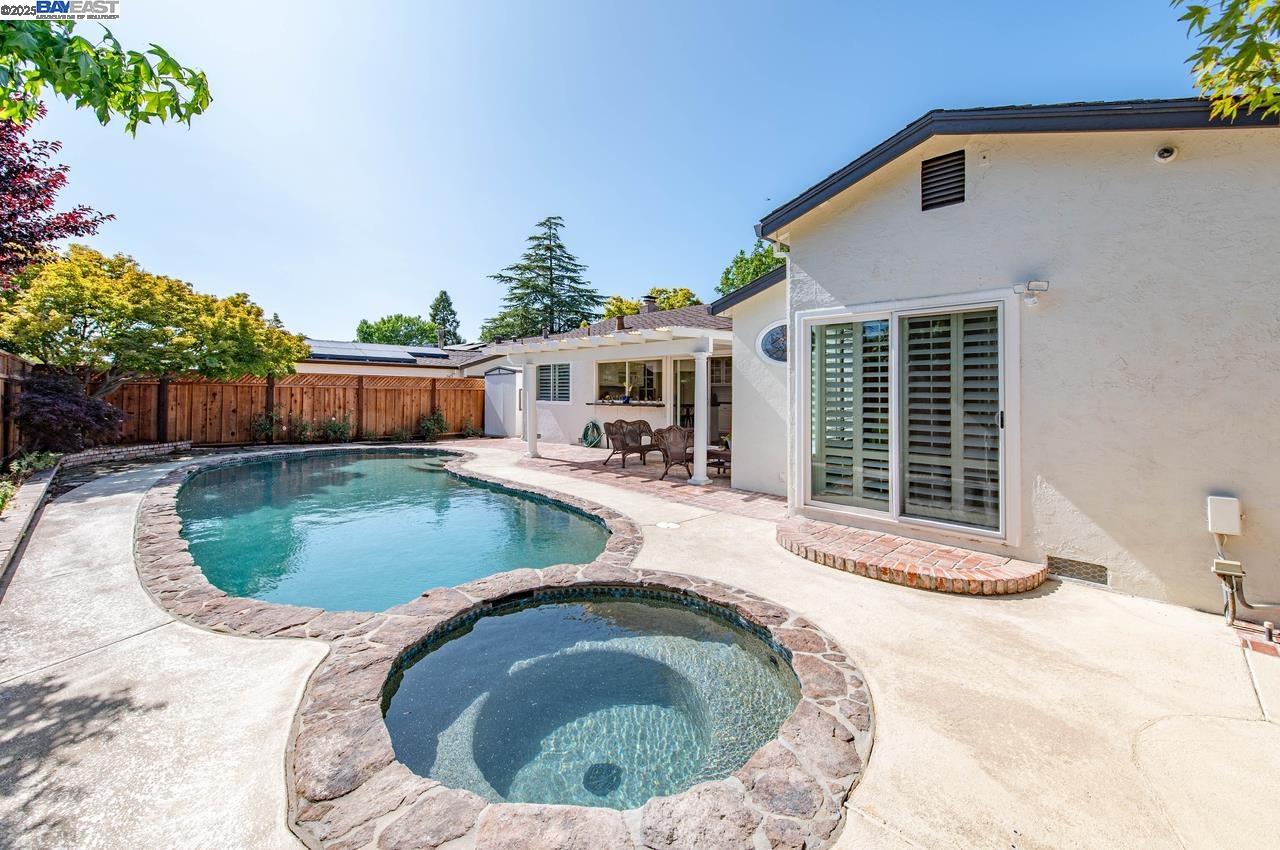 Detail Gallery Image 39 of 45 For 139 Amber Way, Livermore,  CA 94550 - 3 Beds | 2 Baths