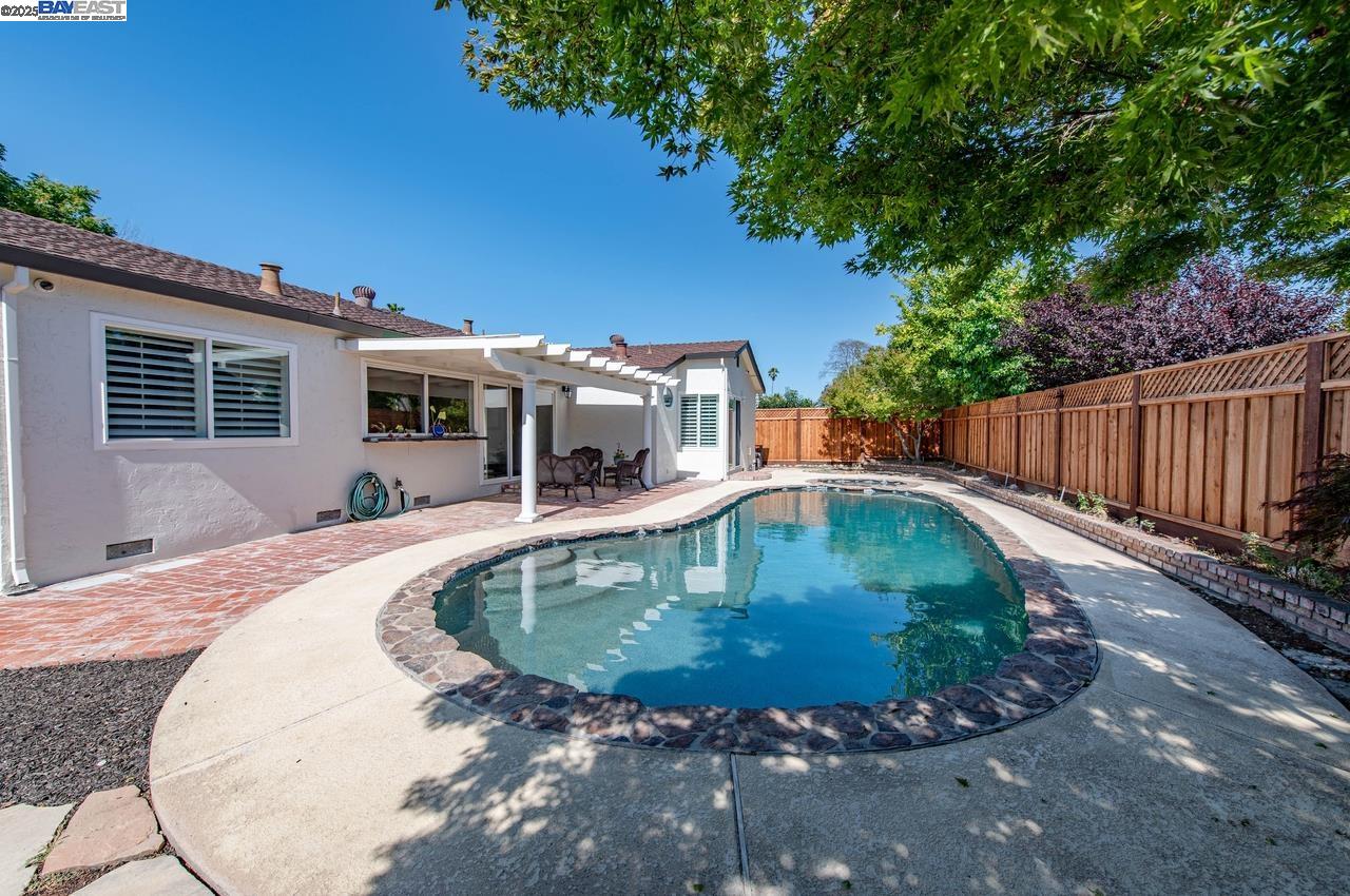 Detail Gallery Image 40 of 45 For 139 Amber Way, Livermore,  CA 94550 - 3 Beds | 2 Baths