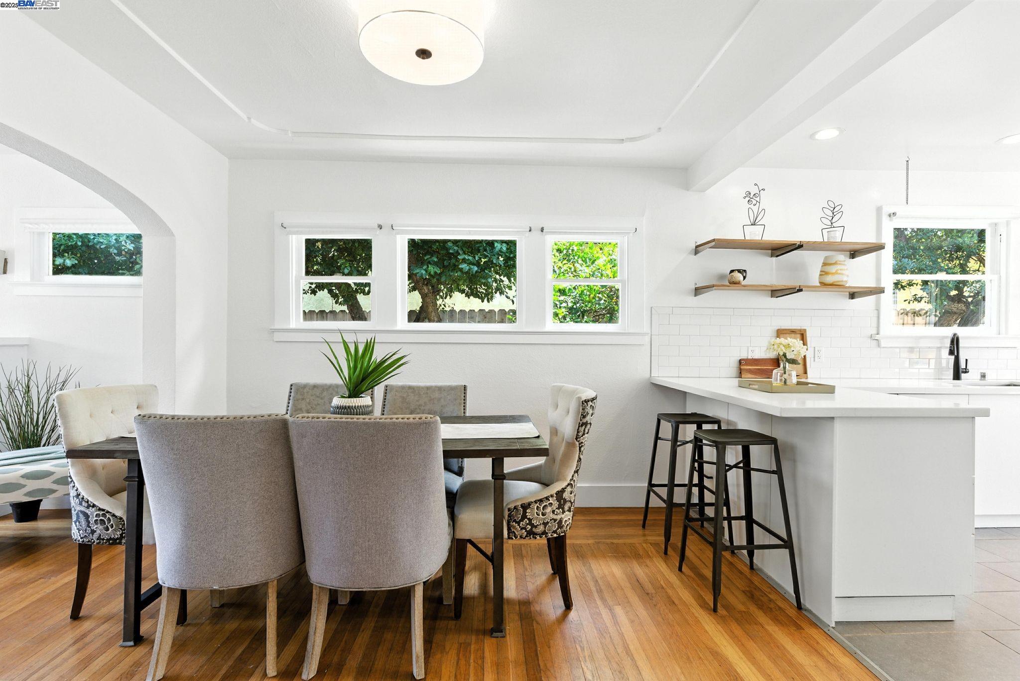Detail Gallery Image 15 of 30 For 3936 Midvale Ave, Oakland,  CA 94602 - 2 Beds | 1 Baths