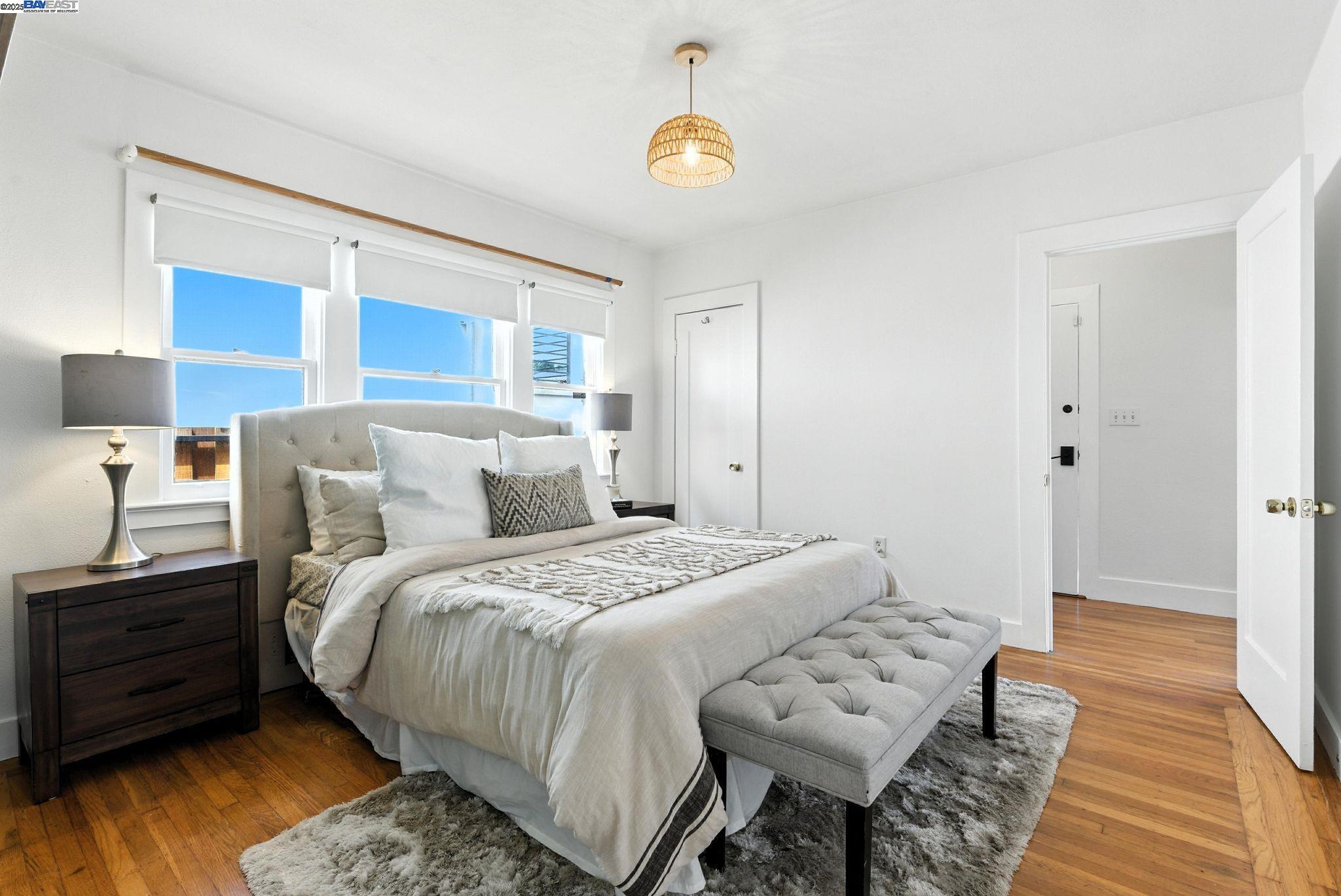 Detail Gallery Image 7 of 30 For 3936 Midvale Ave, Oakland,  CA 94602 - 2 Beds | 1 Baths