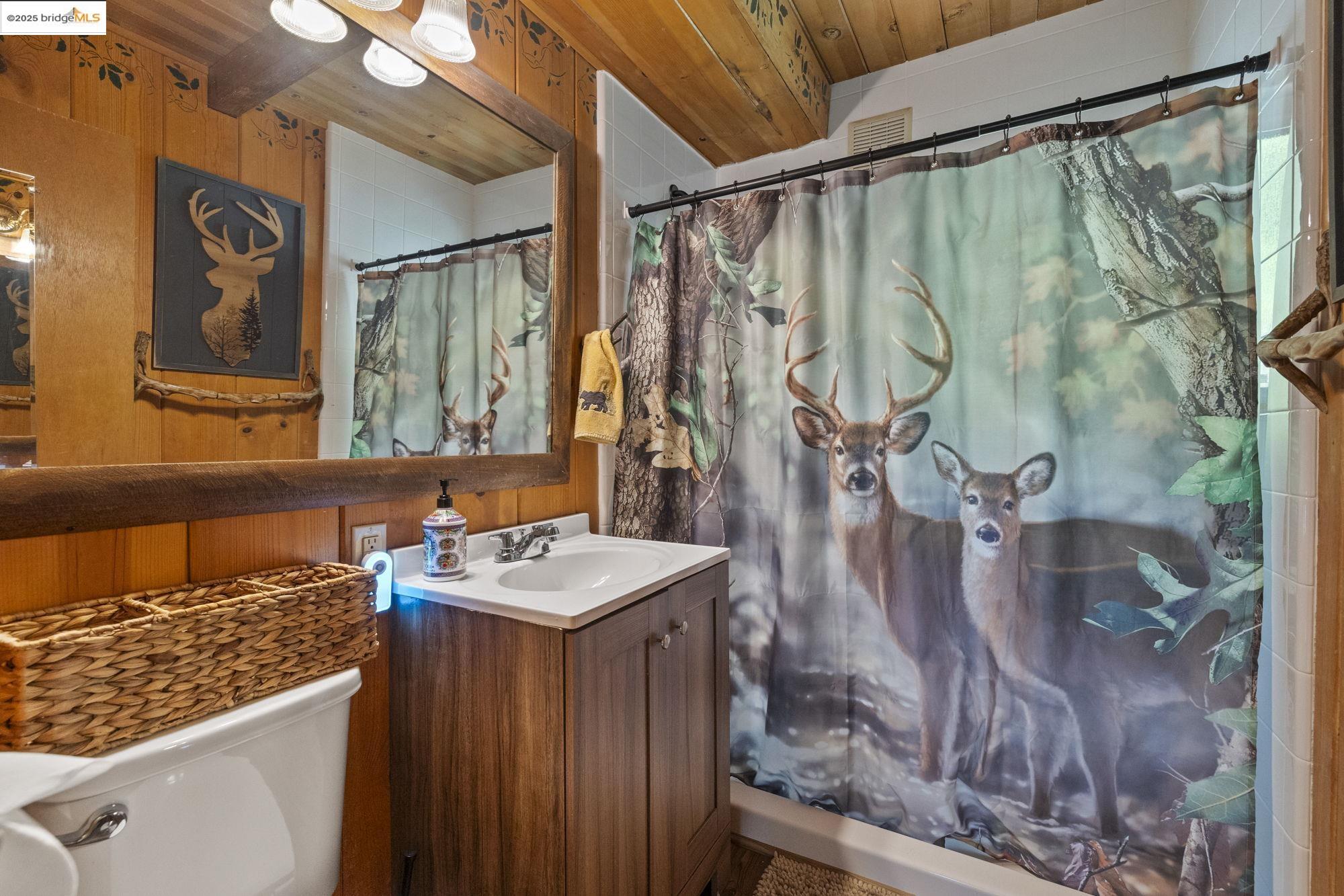 24366 Lavene Ln, Mi Wuk Village, California 95346, 3 Bedrooms Bedrooms, 7 Rooms Rooms,2 BathroomsBathrooms,Residential,For Sale,24366 Lavene Ln,41102664