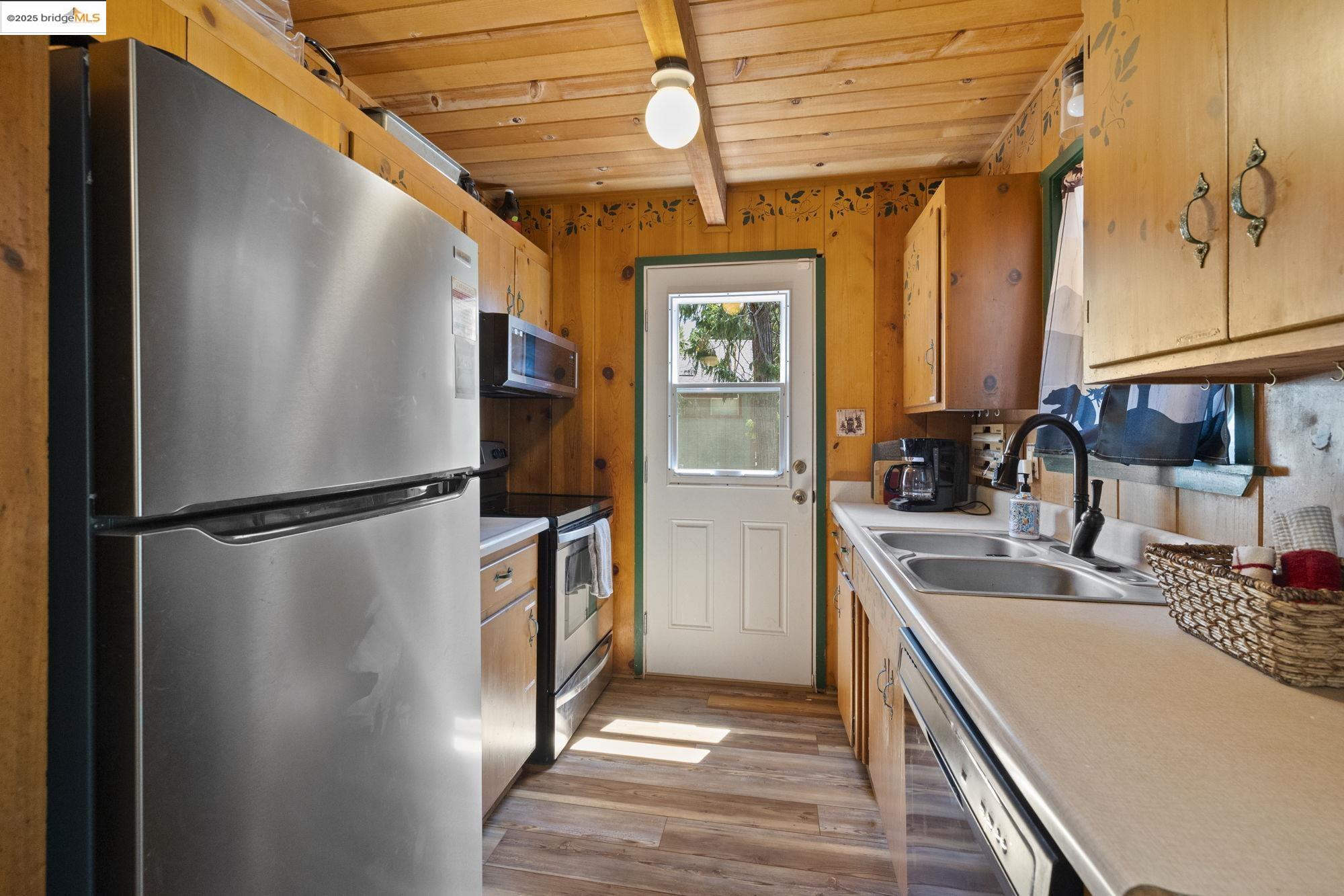 24366 Lavene Ln, Mi Wuk Village, California 95346, 3 Bedrooms Bedrooms, 7 Rooms Rooms,2 BathroomsBathrooms,Residential,For Sale,24366 Lavene Ln,41102664