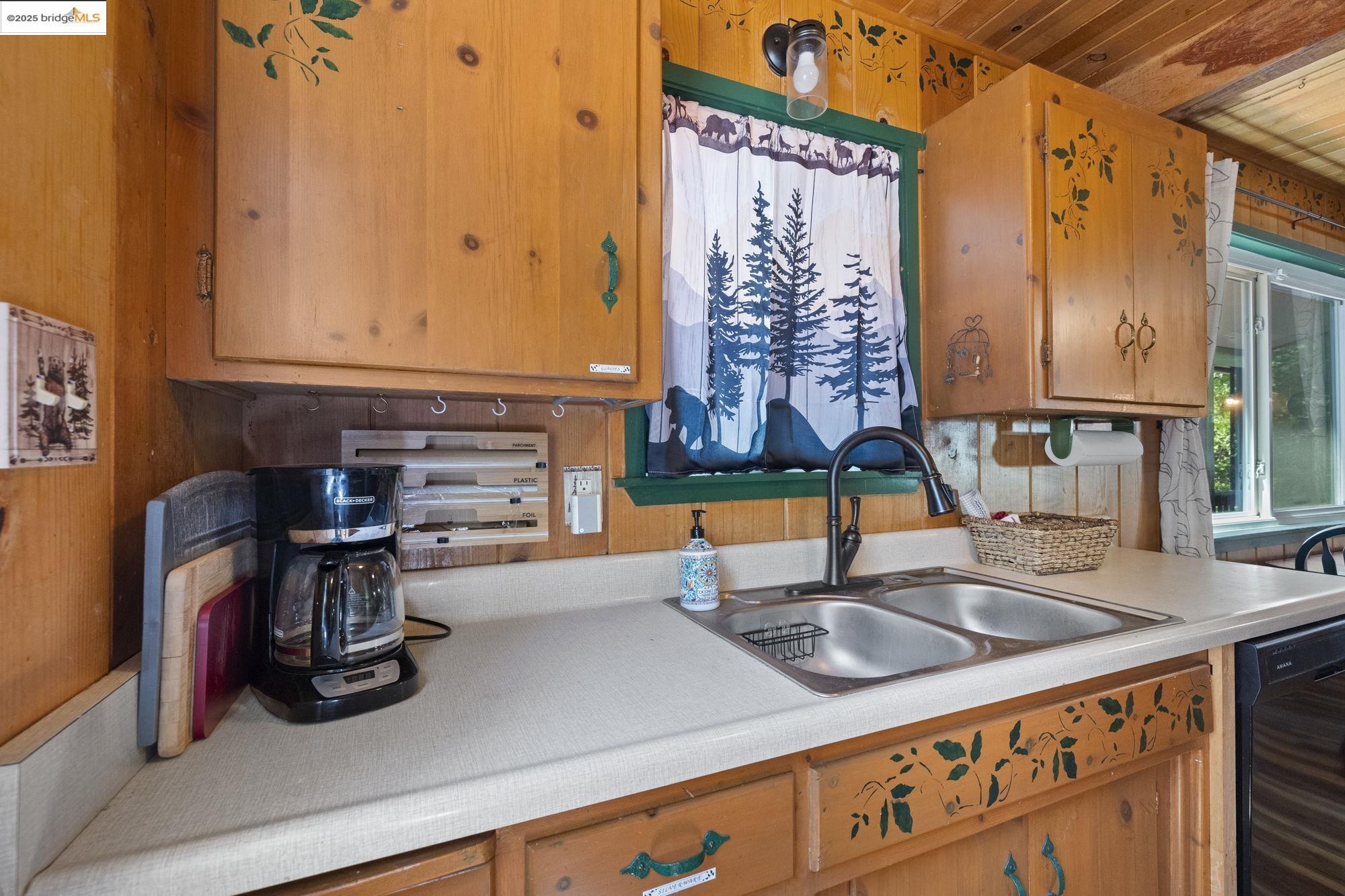 24366 Lavene Ln, Mi Wuk Village, California 95346, 3 Bedrooms Bedrooms, 7 Rooms Rooms,2 BathroomsBathrooms,Residential,For Sale,24366 Lavene Ln,41102664
