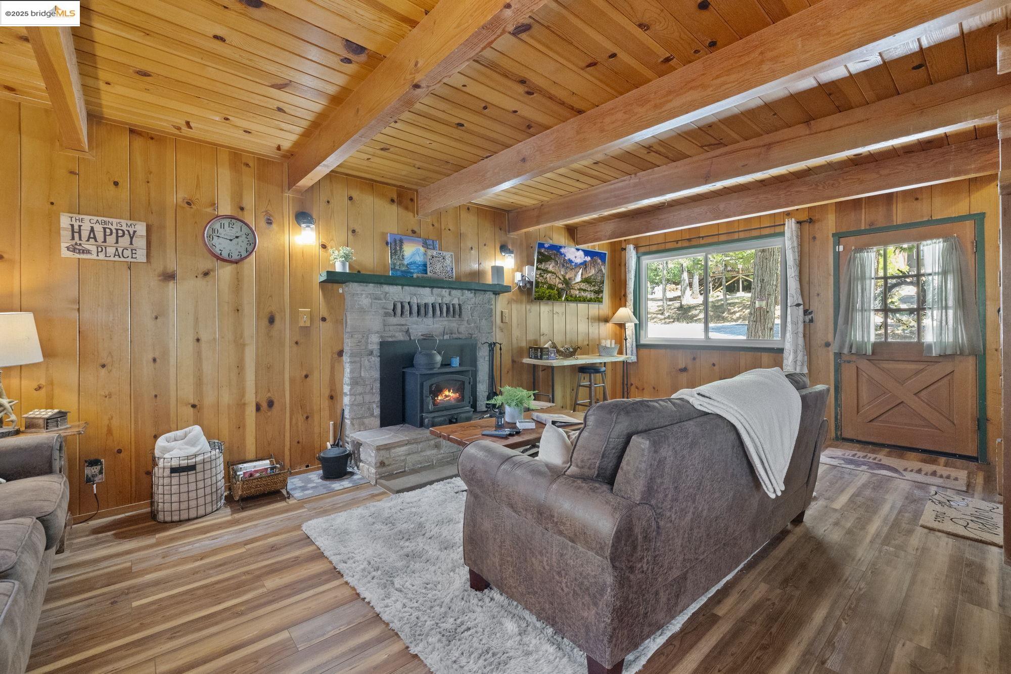 24366 Lavene Ln, Mi Wuk Village, California 95346, 3 Bedrooms Bedrooms, 7 Rooms Rooms,2 BathroomsBathrooms,Residential,For Sale,24366 Lavene Ln,41102664