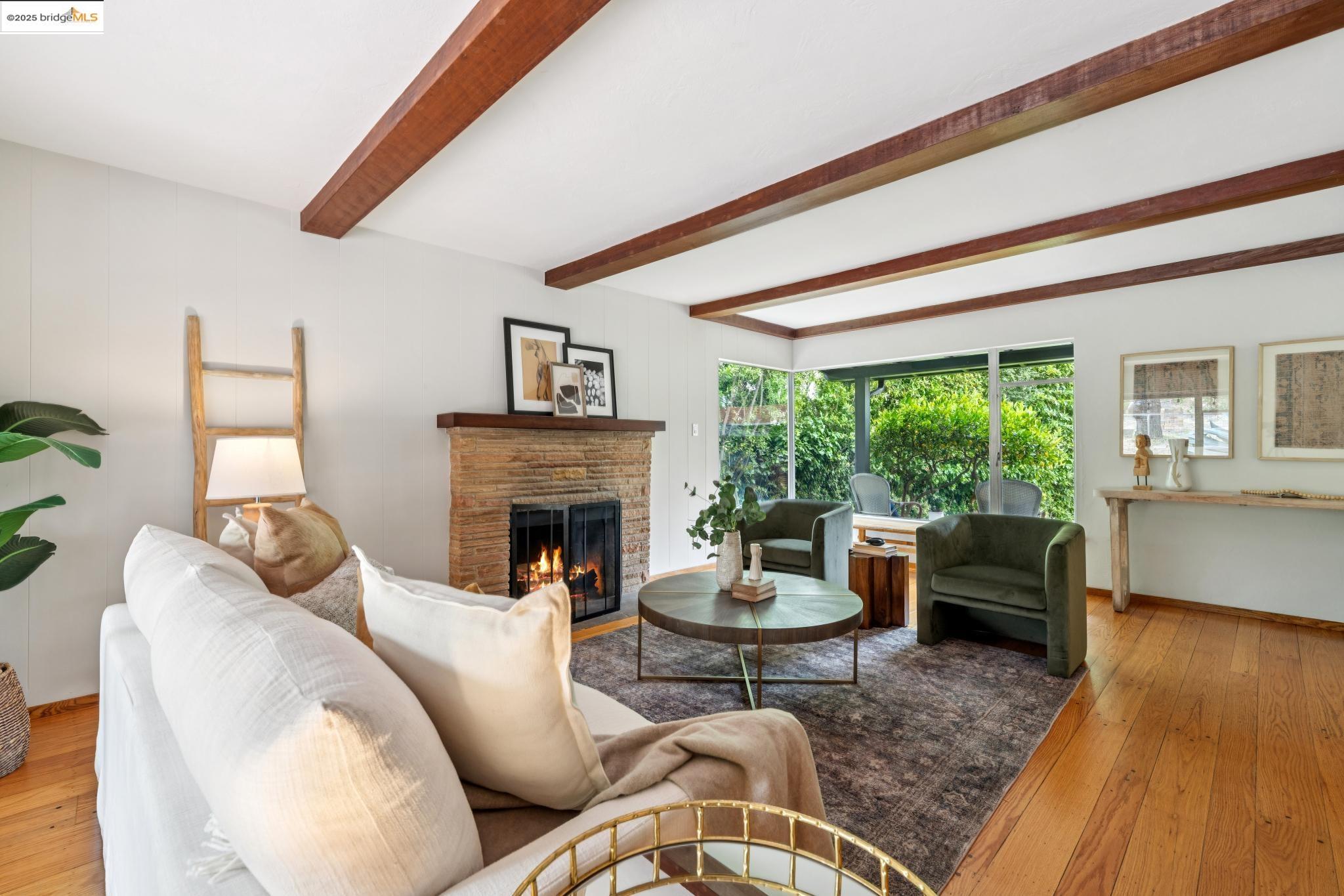 25 Kerr Ave, Kensington, California 94707, 3 Bedrooms Bedrooms, 6 Rooms Rooms,2 BathroomsBathrooms,Residential,For Sale,25 Kerr Ave,41102665