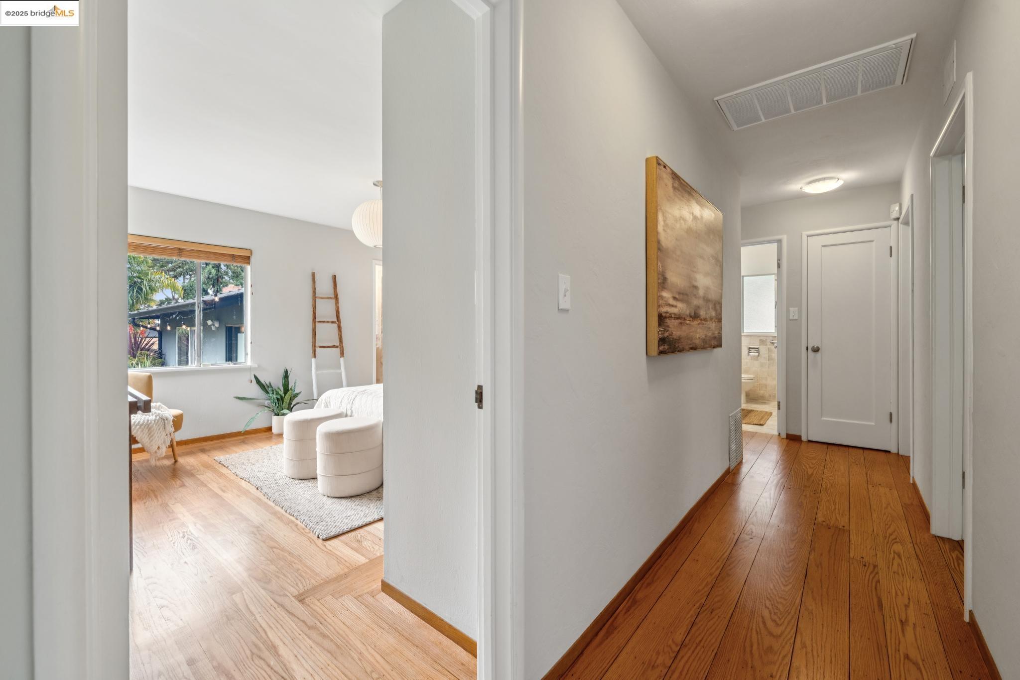 25 Kerr Ave, Kensington, California 94707, 3 Bedrooms Bedrooms, 6 Rooms Rooms,2 BathroomsBathrooms,Residential,For Sale,25 Kerr Ave,41102665