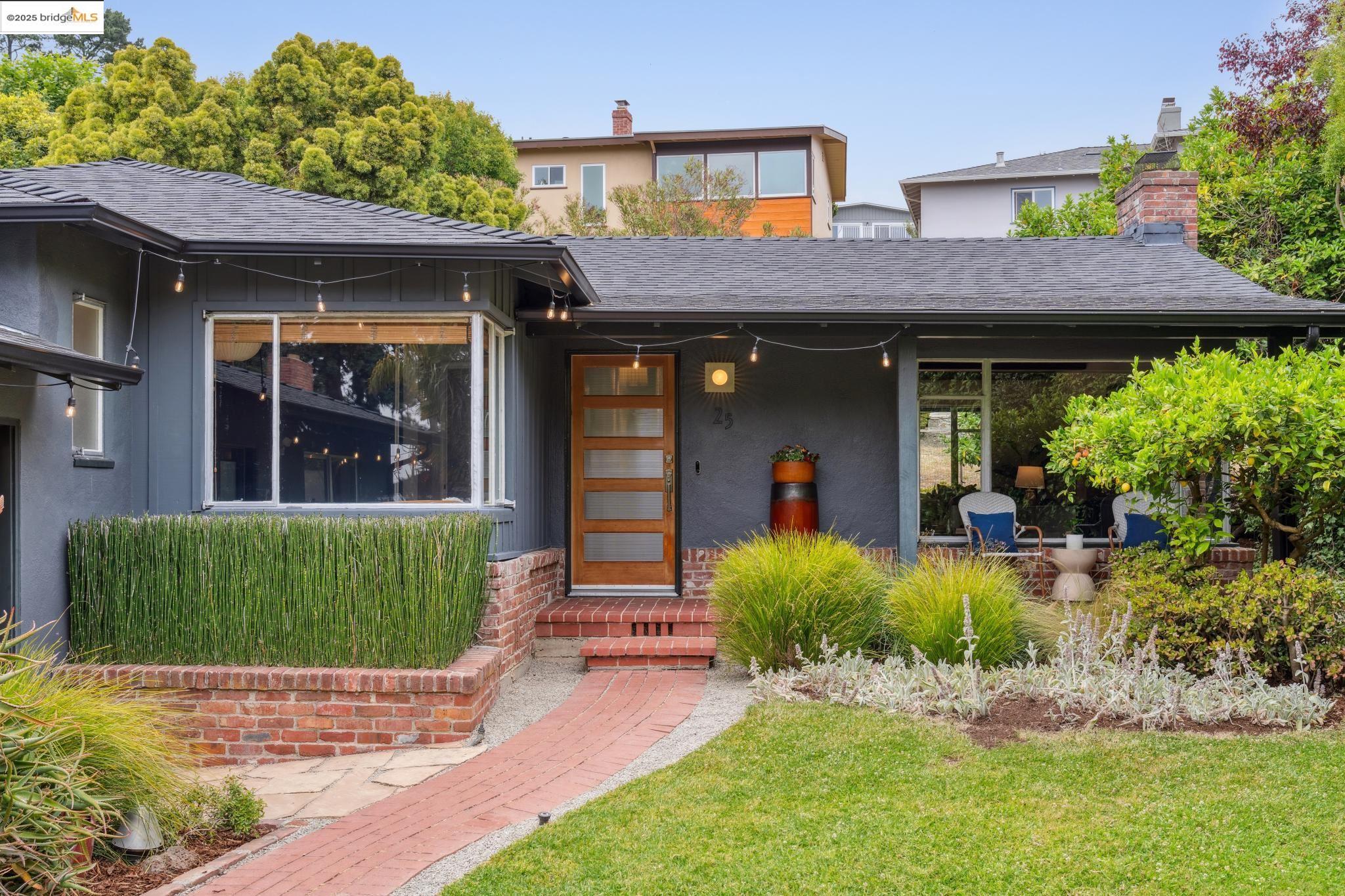 25 Kerr Ave, Kensington, California 94707, 3 Bedrooms Bedrooms, 6 Rooms Rooms,2 BathroomsBathrooms,Residential,For Sale,25 Kerr Ave,41102665