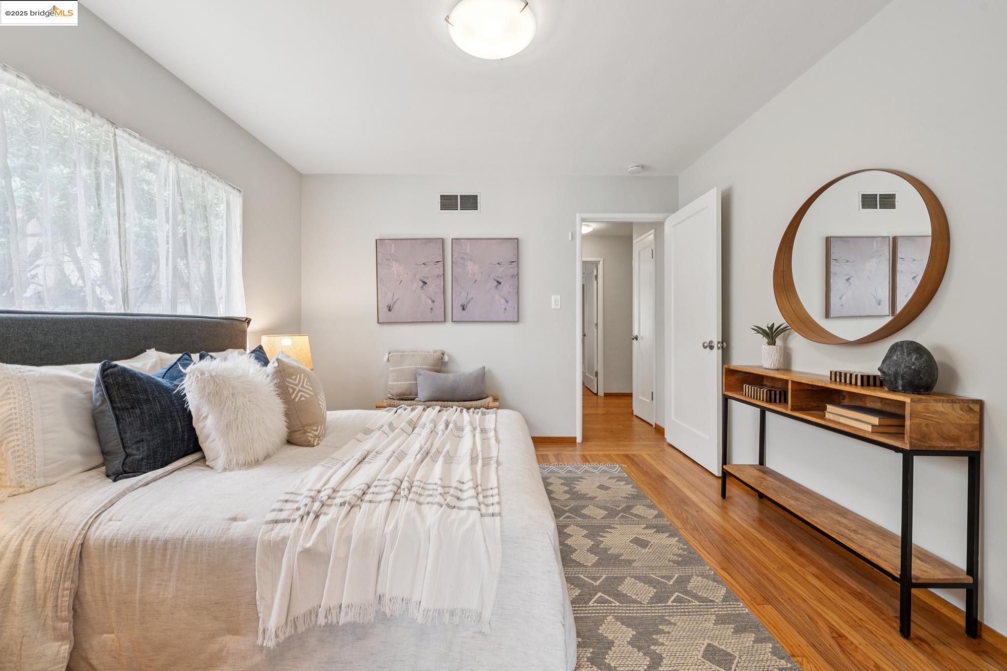 25 Kerr Ave, Kensington, California 94707, 3 Bedrooms Bedrooms, 6 Rooms Rooms,2 BathroomsBathrooms,Residential,For Sale,25 Kerr Ave,41102665