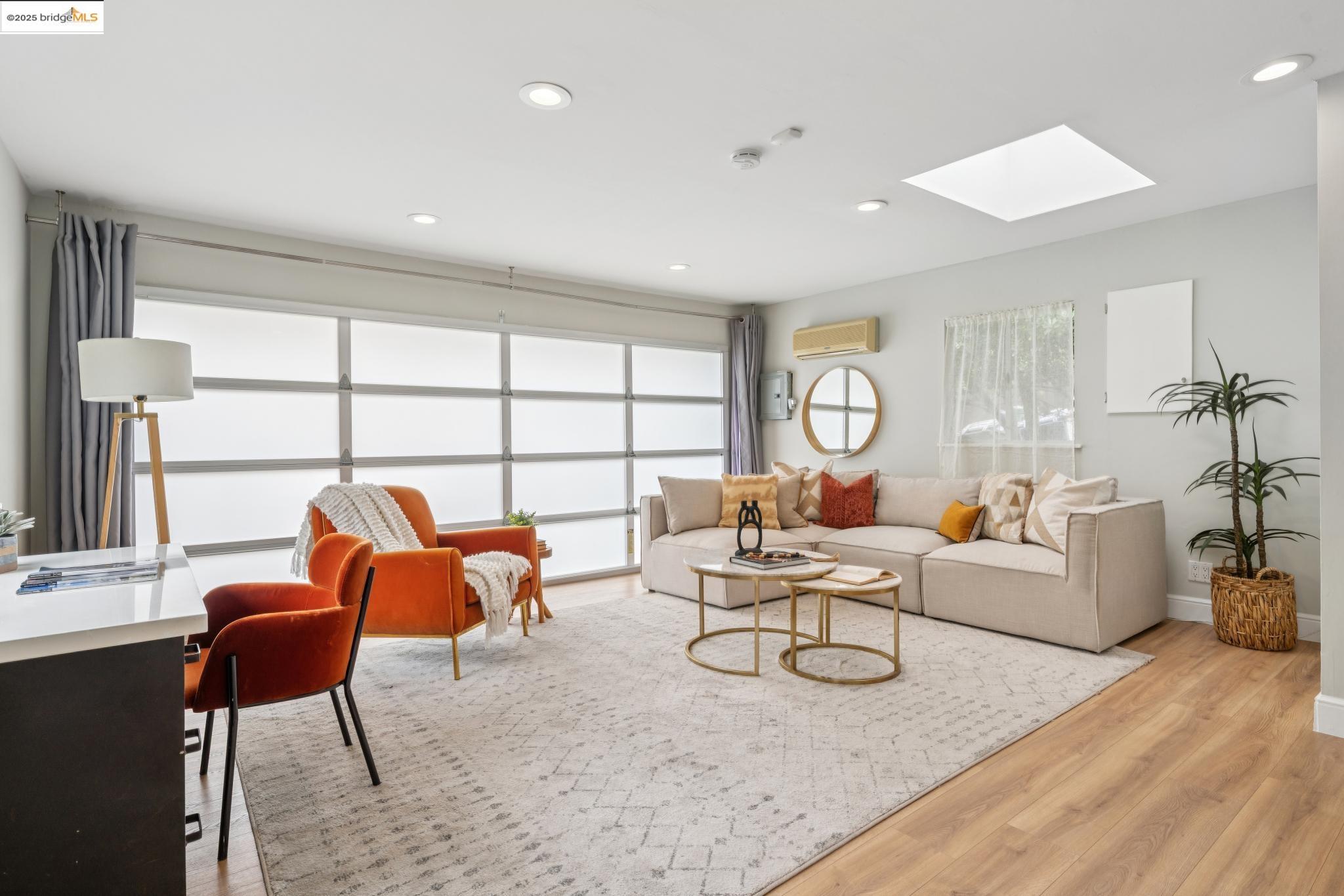25 Kerr Ave, Kensington, California 94707, 3 Bedrooms Bedrooms, 6 Rooms Rooms,2 BathroomsBathrooms,Residential,For Sale,25 Kerr Ave,41102665