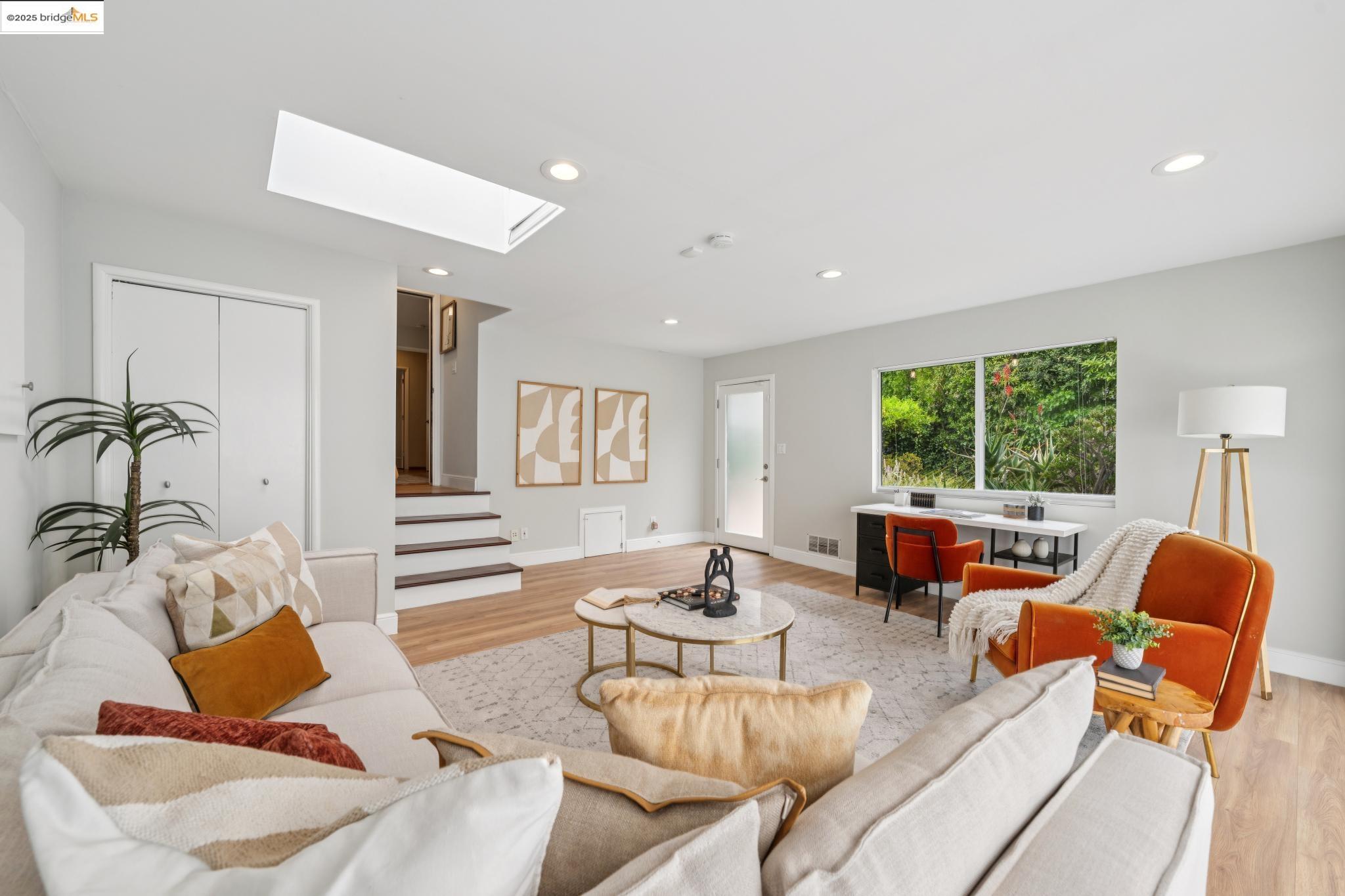 25 Kerr Ave, Kensington, California 94707, 3 Bedrooms Bedrooms, 6 Rooms Rooms,2 BathroomsBathrooms,Residential,For Sale,25 Kerr Ave,41102665