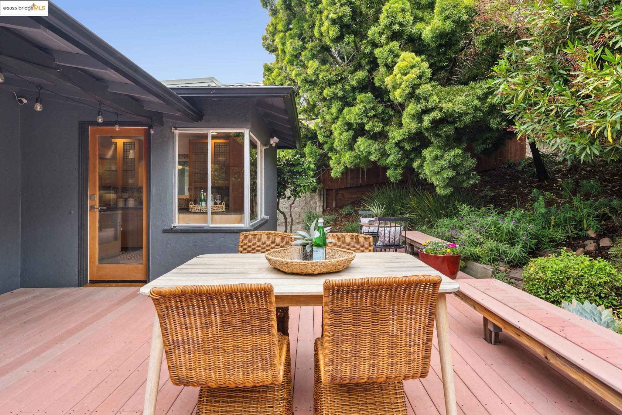 Detail Gallery Image 55 of 60 For 25 Kerr Ave, Kensington,  CA 94707 - 3 Beds | 2 Baths