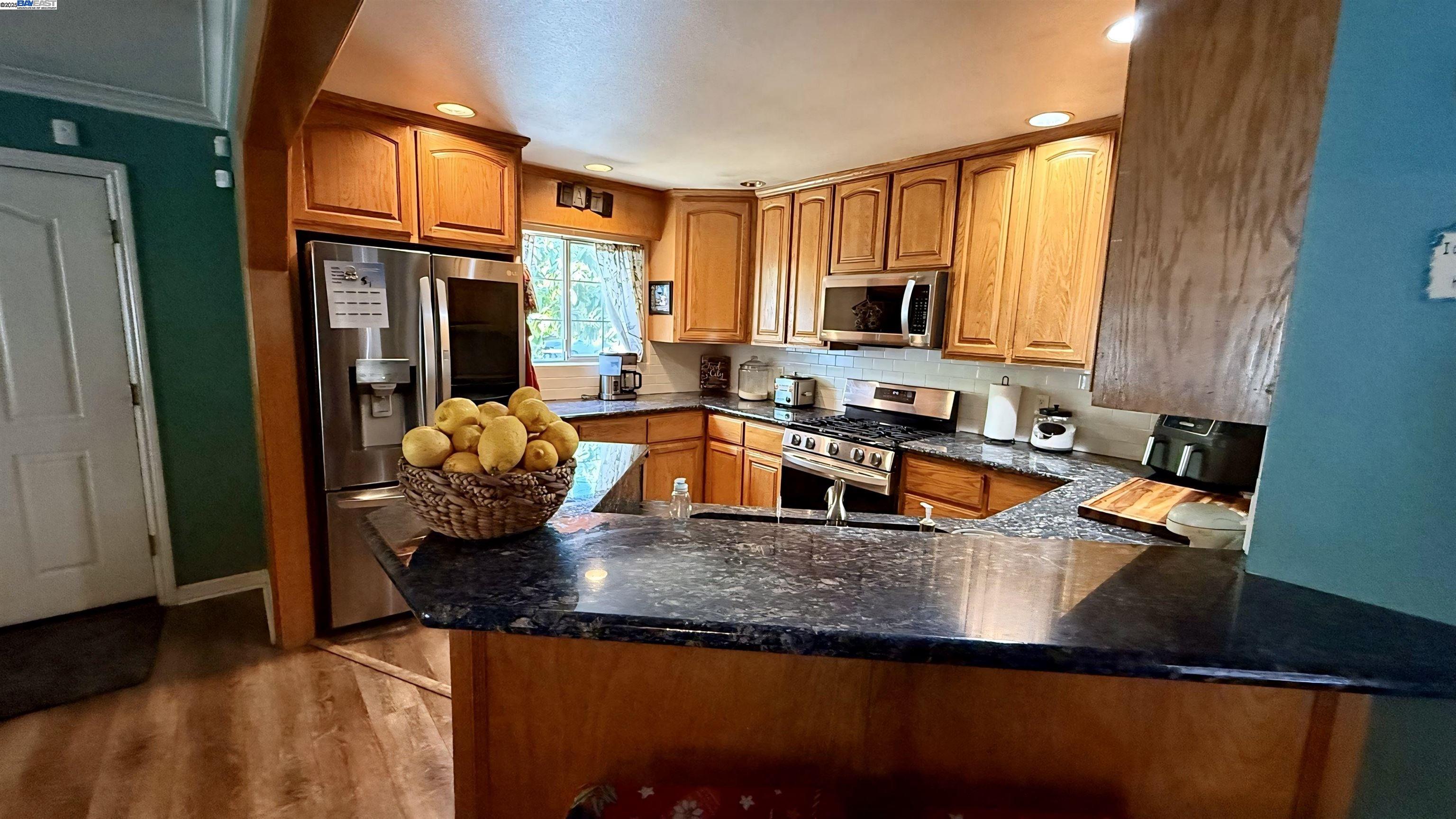 95 W Downs St, Stockton, California 95204, 4 Bedrooms Bedrooms, ,2 BathroomsBathrooms,Residential,For Sale,95 W Downs St,41102672