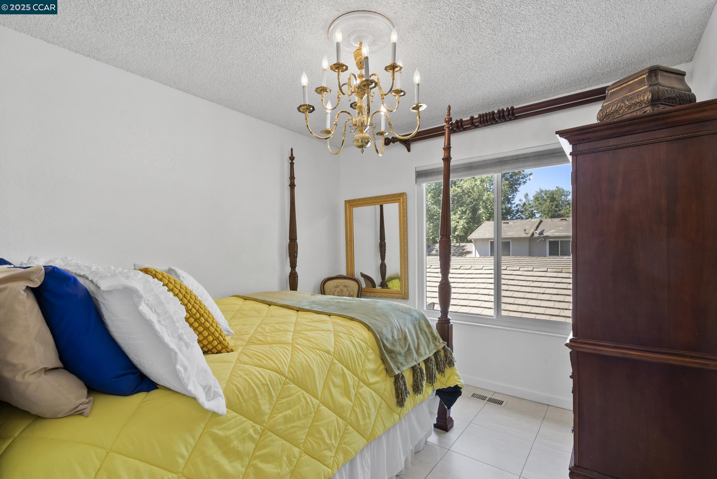 2972 Truett Ct, San Jose, California 95148, 3 Bedrooms Bedrooms, 6 Rooms Rooms,1 BathroomBathrooms,Residential,For Sale,2972 Truett Ct,41102673