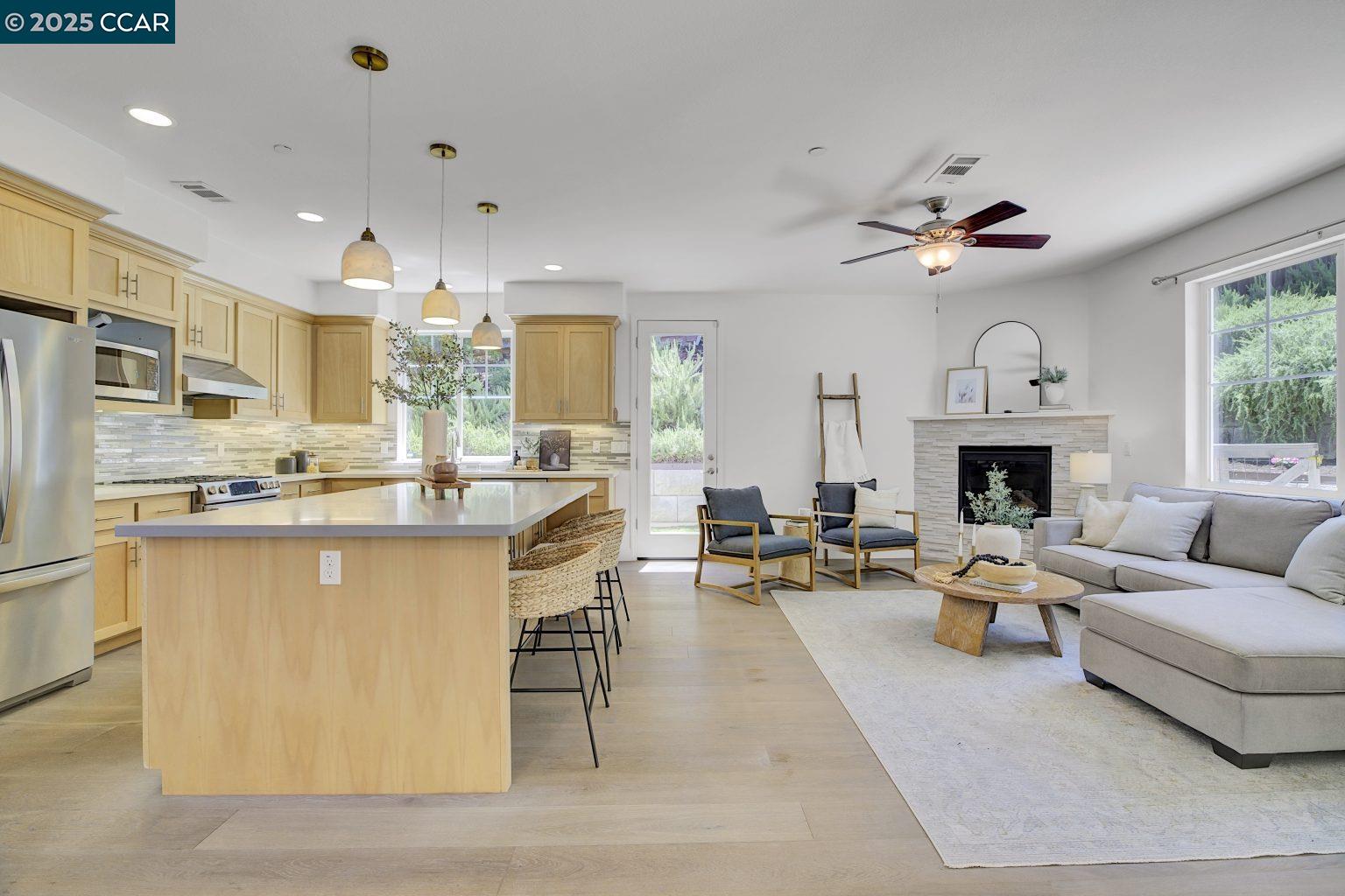 Detail Gallery Image 16 of 58 For 1200 Stonecrest Ln, Concord,  CA 94518 - 5 Beds | 3/1 Baths