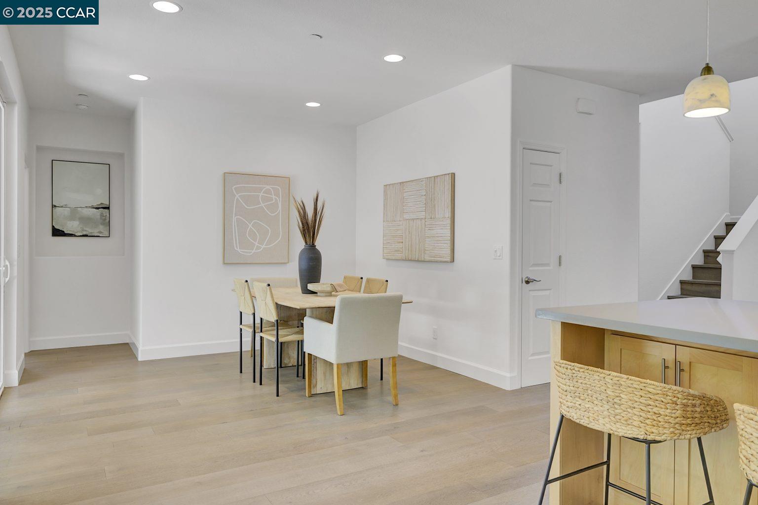 Detail Gallery Image 18 of 58 For 1200 Stonecrest Ln, Concord,  CA 94518 - 5 Beds | 3/1 Baths