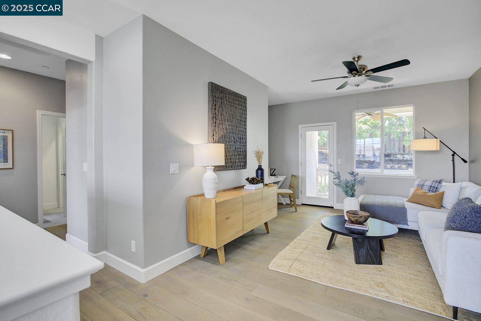 Detail Gallery Image 26 of 58 For 1200 Stonecrest Ln, Concord,  CA 94518 - 5 Beds | 3/1 Baths