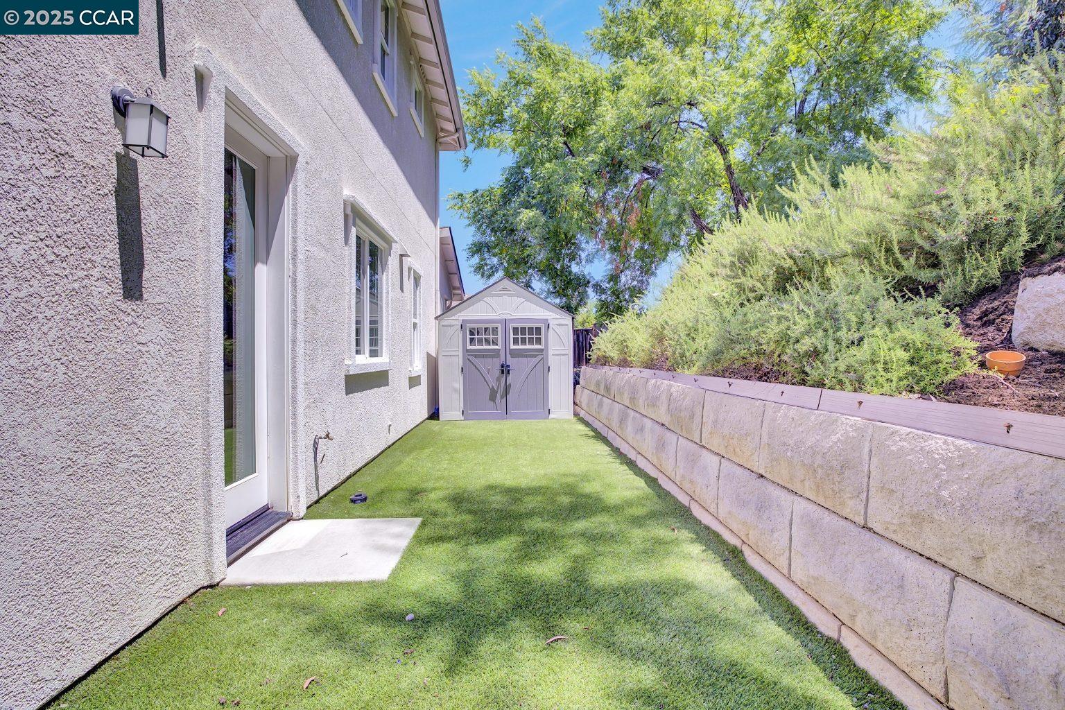 Detail Gallery Image 45 of 58 For 1200 Stonecrest Ln, Concord,  CA 94518 - 5 Beds | 3/1 Baths