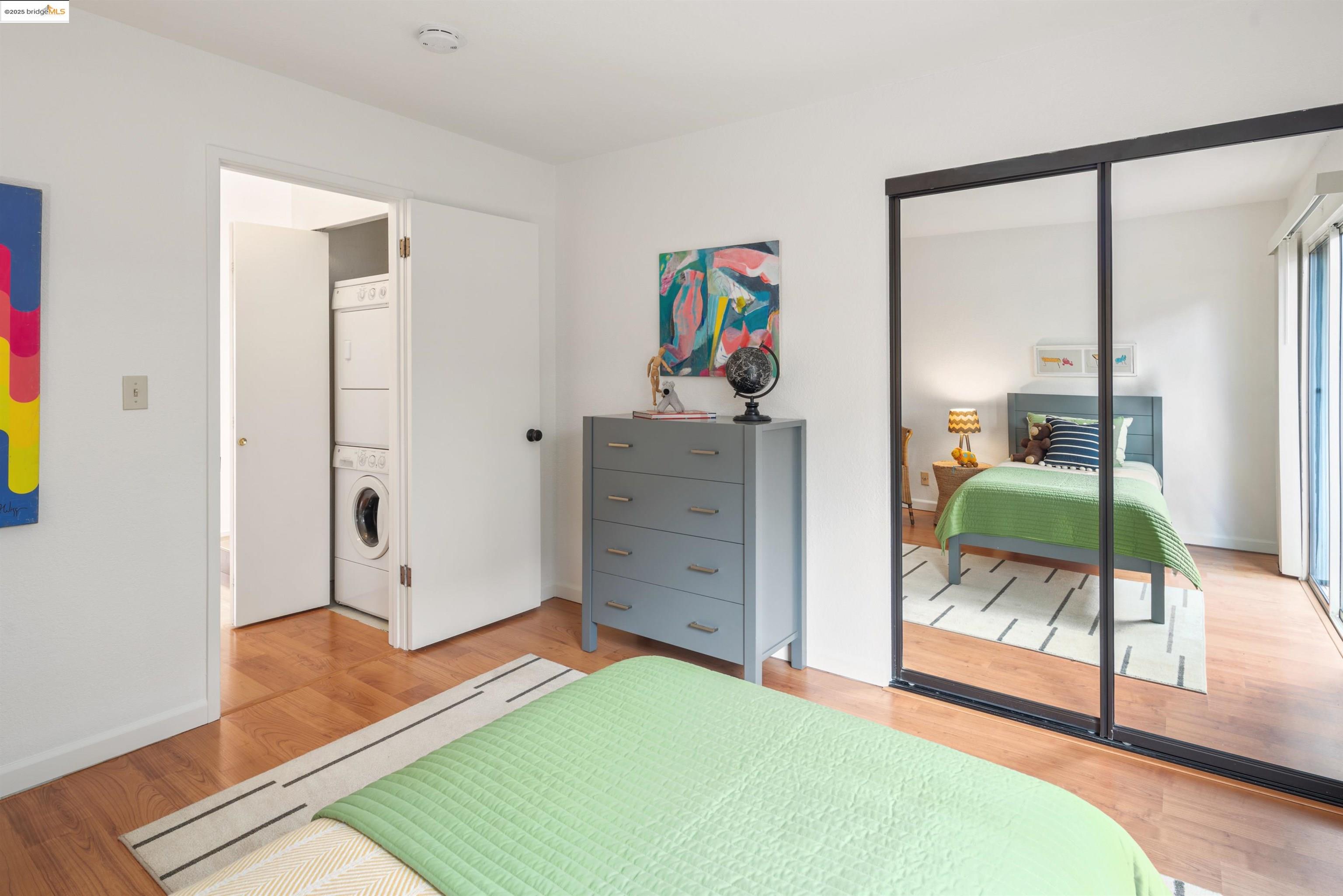 Detail Gallery Image 37 of 48 For 1812 Dwight Way #1/2,  Berkeley,  CA 94703 - 2 Beds | 1/1 Baths