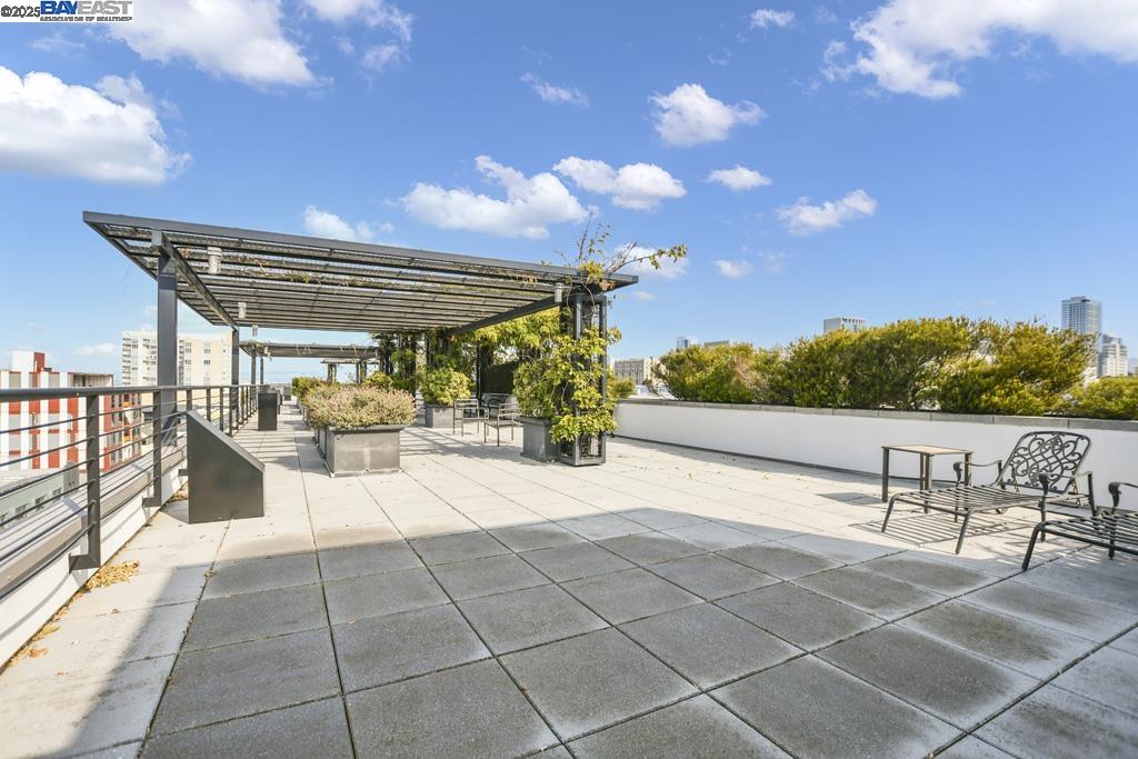 Detail Gallery Image 13 of 26 For 288 3rd St #612,  Oakland,  CA 94607 - 1 Beds | 1 Baths