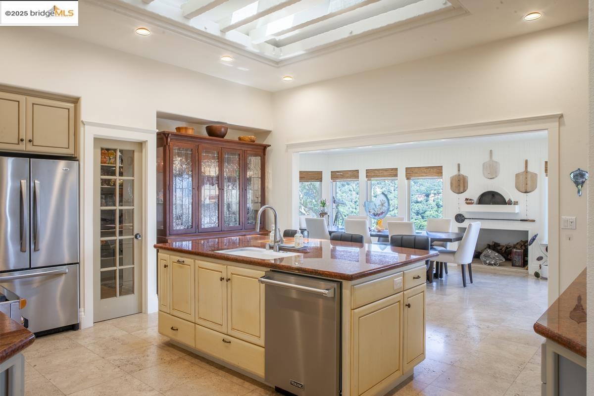 Detail Gallery Image 15 of 60 For 3165 Wooden Valley Rd, Napa,  CA 94558-9399 - 4 Beds | 5 Baths