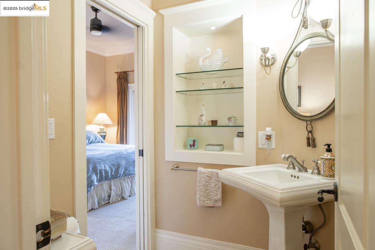 Detail Gallery Image 20 of 60 For 3165 Wooden Valley Rd, Napa,  CA 94558-9399 - 4 Beds | 5 Baths