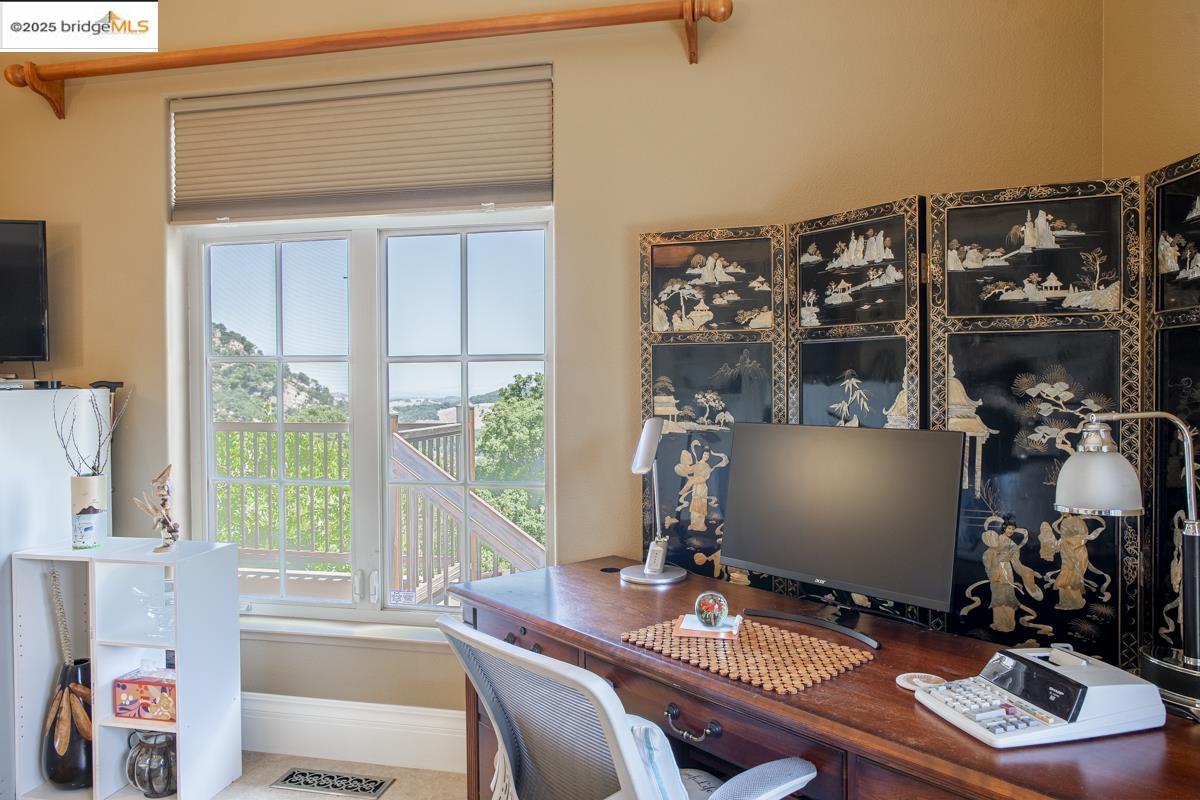 Detail Gallery Image 27 of 60 For 3165 Wooden Valley Rd, Napa,  CA 94558-9399 - 4 Beds | 5 Baths