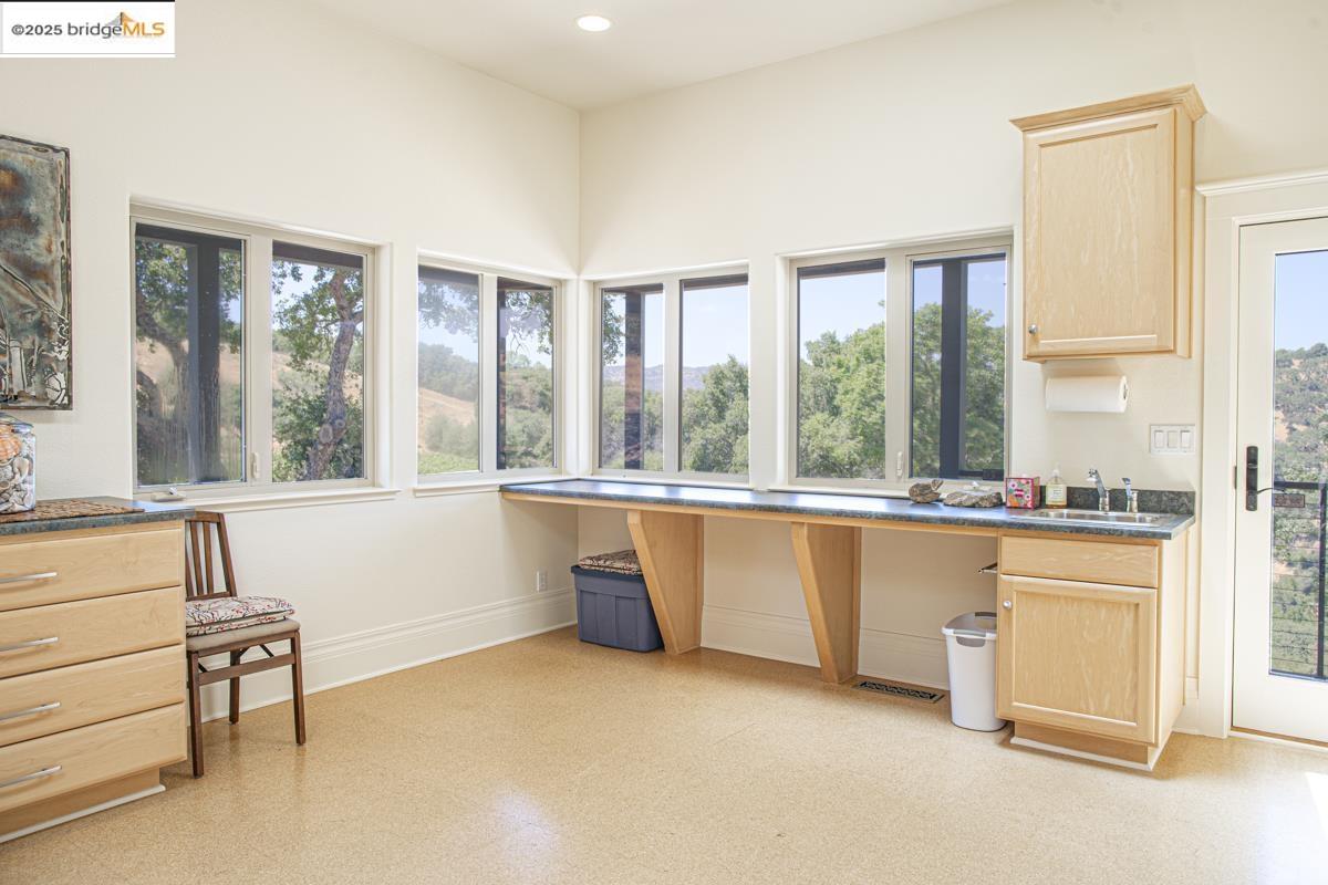 Detail Gallery Image 28 of 60 For 3165 Wooden Valley Rd, Napa,  CA 94558-9399 - 4 Beds | 5 Baths