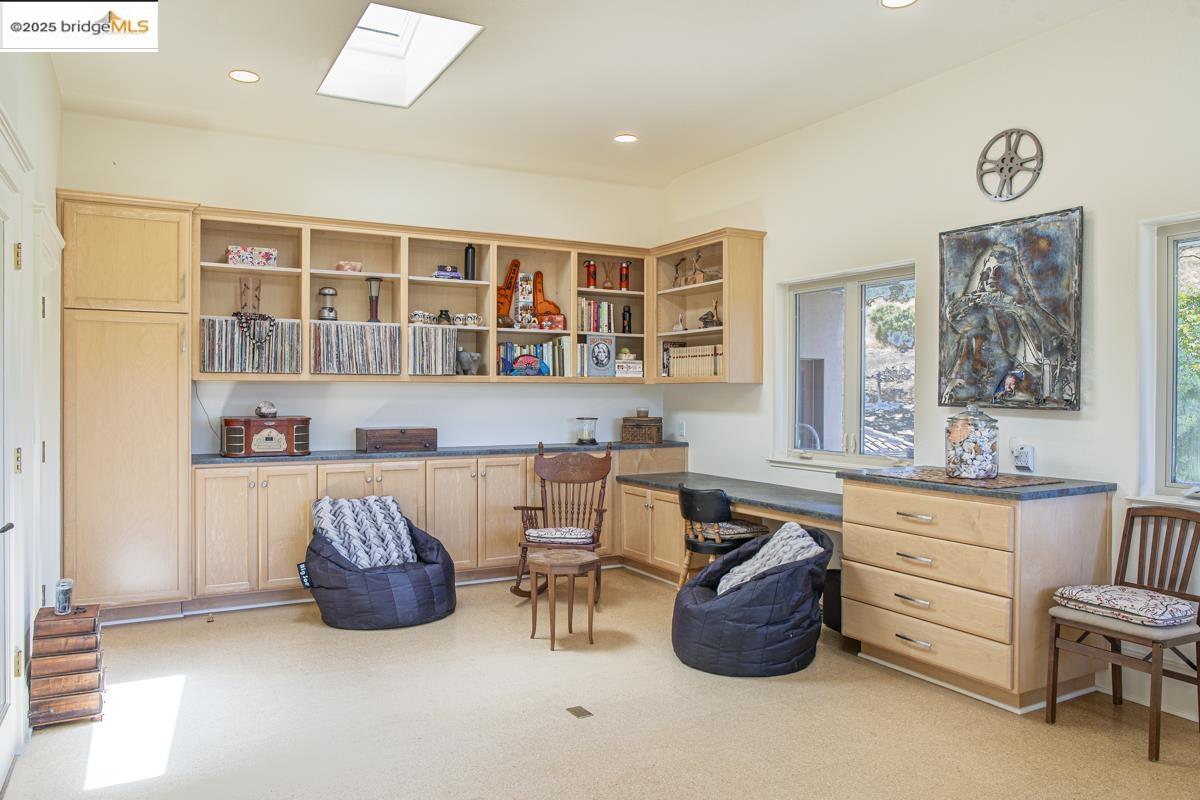 Detail Gallery Image 6 of 60 For 3165 Wooden Valley Rd, Napa,  CA 94558-9399 - 4 Beds | 5 Baths