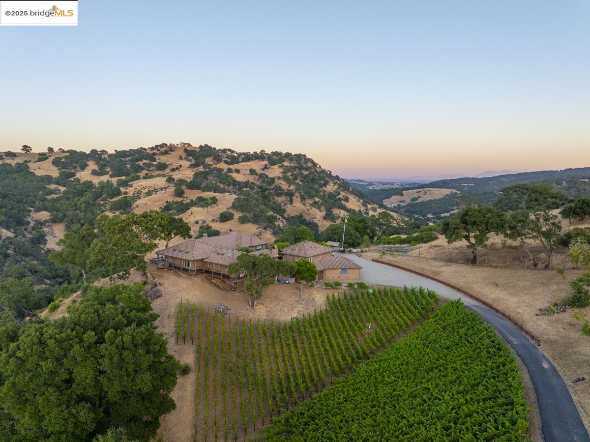 Detail Gallery Image 59 of 60 For 3165 Wooden Valley Rd, Napa,  CA 94558-9399 - 4 Beds | 5 Baths