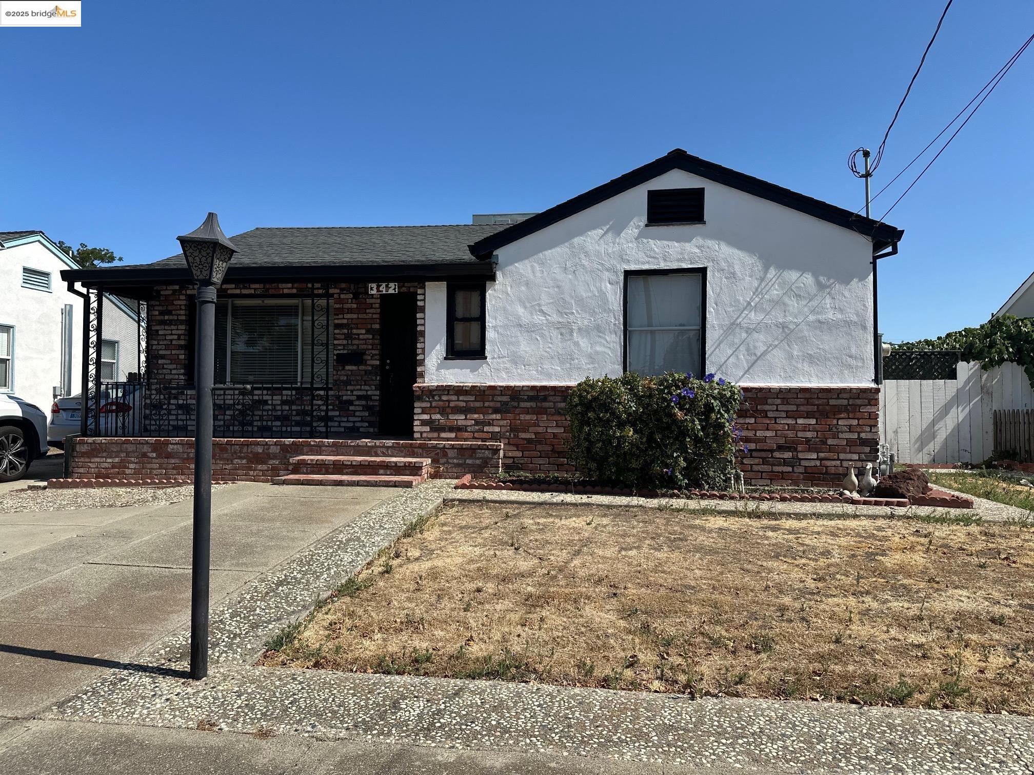 Detail Gallery Image 1 of 1 For 342 W Madill Street, Antioch,  CA 94509 - 2 Beds | 1 Baths