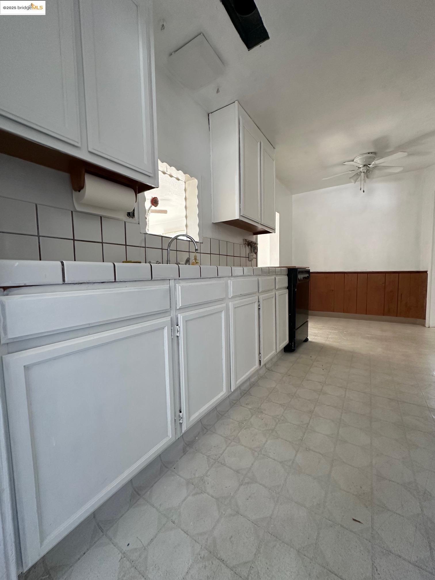 342 W Madill Street, Antioch, California 94509, 2 Bedrooms Bedrooms, 7 Rooms Rooms,1 BathroomBathrooms,Residential,For Sale,342 W Madill Street,41102683