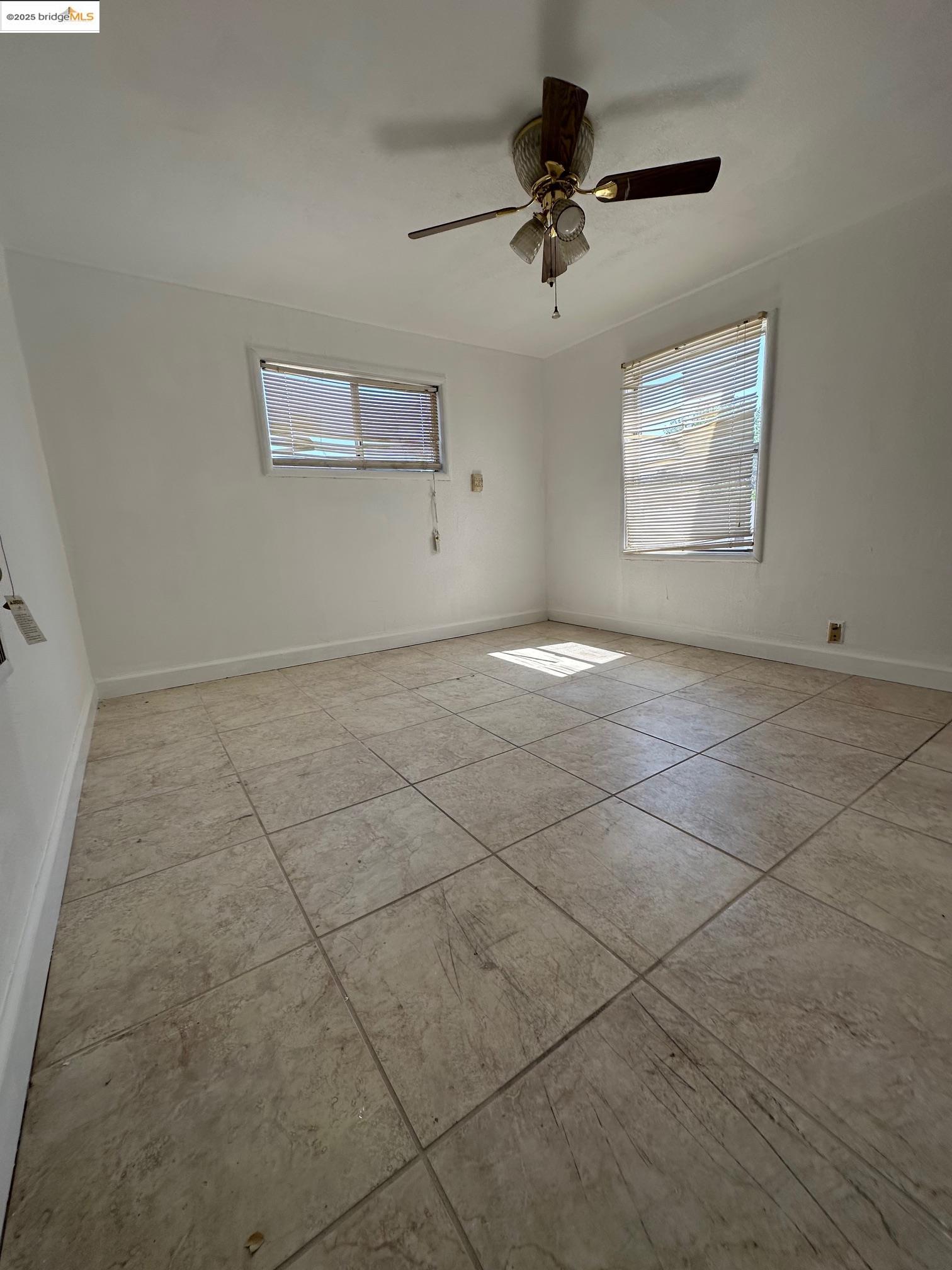 342 W Madill Street, Antioch, California 94509, 2 Bedrooms Bedrooms, 7 Rooms Rooms,1 BathroomBathrooms,Residential,For Sale,342 W Madill Street,41102683