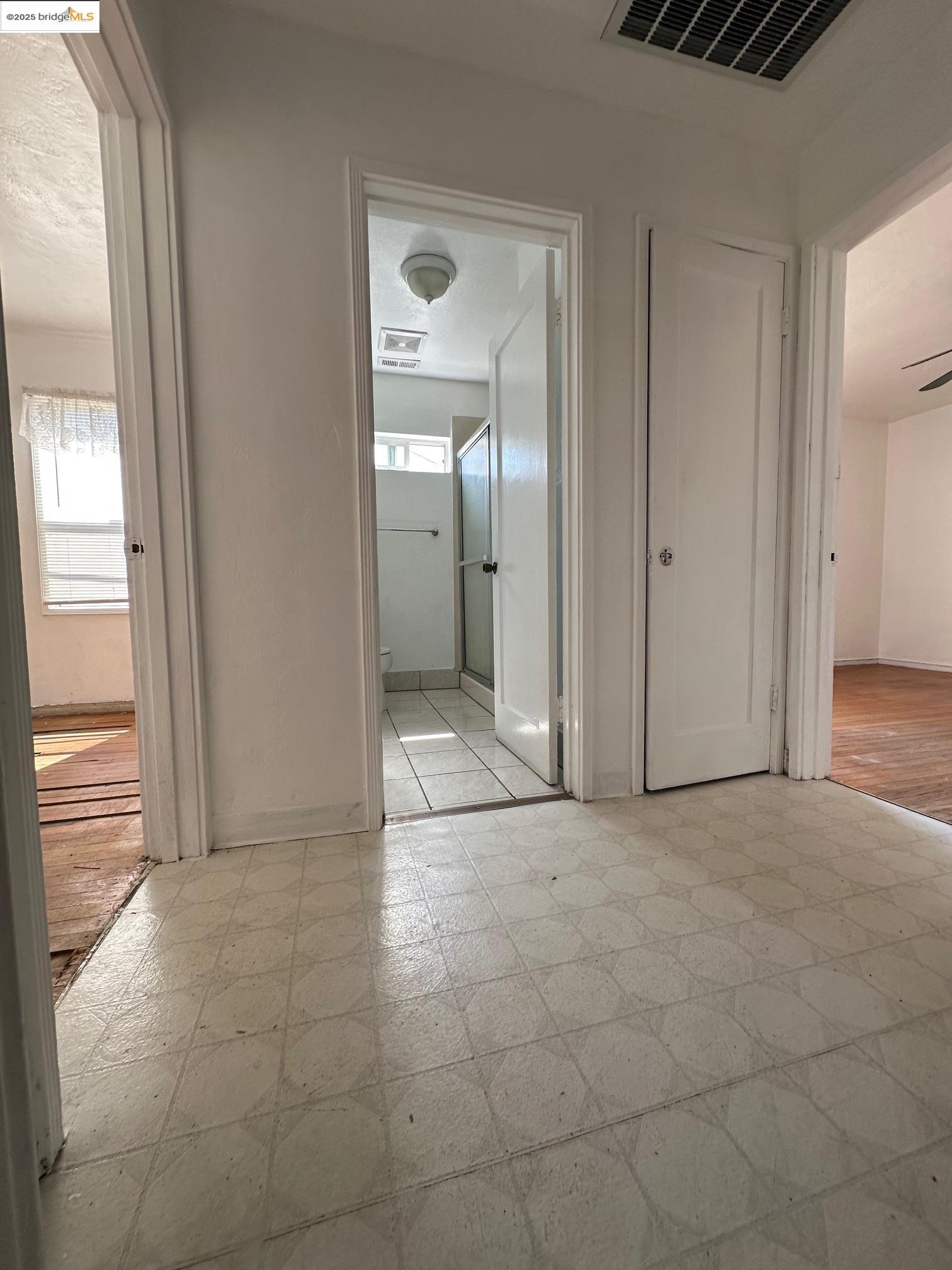 342 W Madill Street, Antioch, California 94509, 2 Bedrooms Bedrooms, 7 Rooms Rooms,1 BathroomBathrooms,Residential,For Sale,342 W Madill Street,41102683