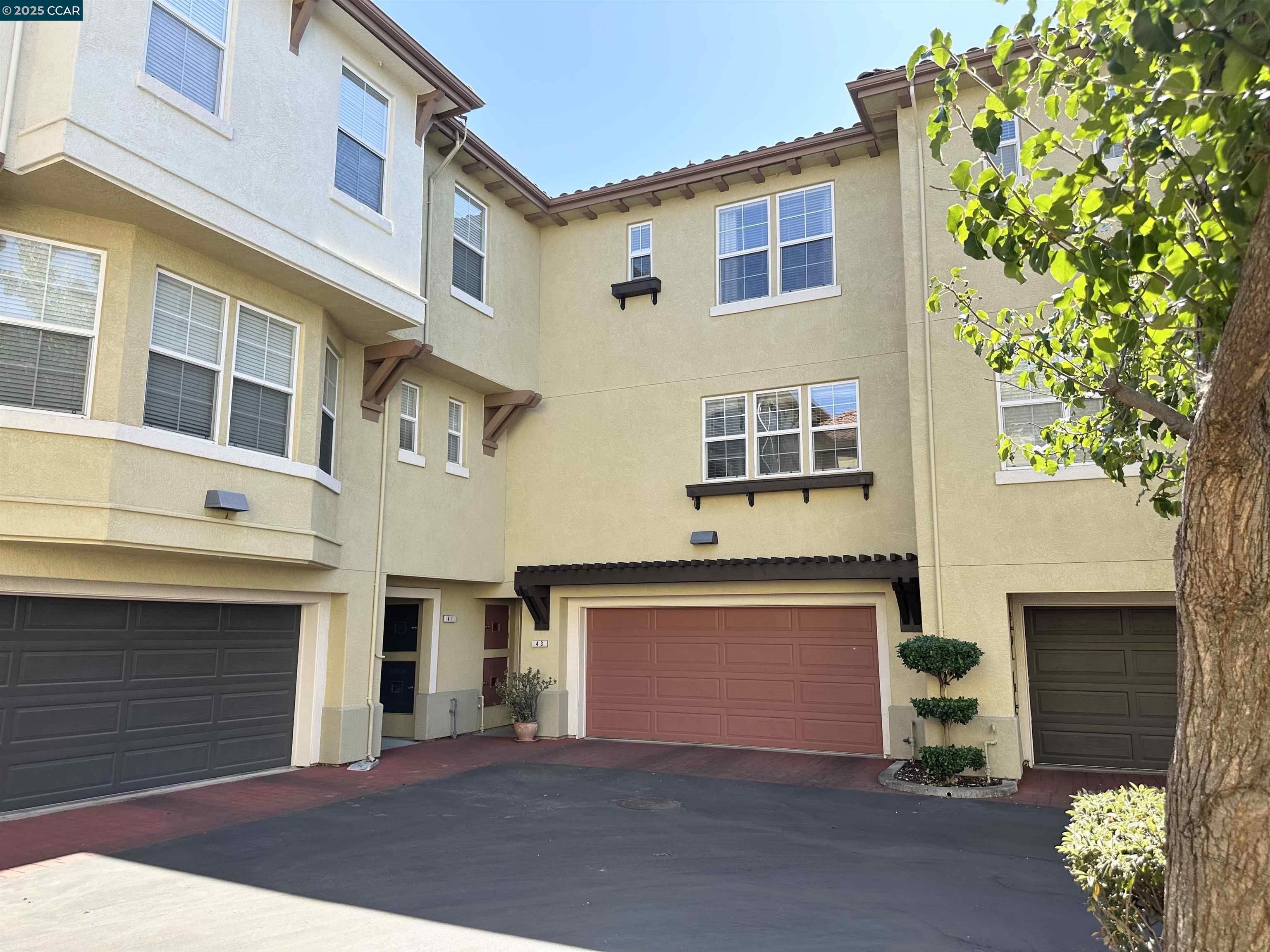 Photo #2: 41102684 Listing 