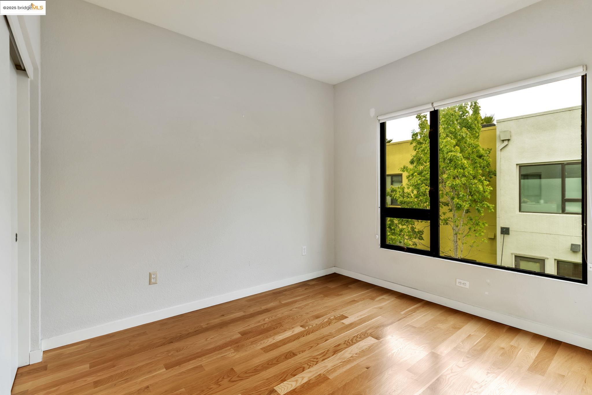1759 14th st, Oakland, California 94607, 2 Bedrooms Bedrooms, 5 Rooms Rooms,2 BathroomsBathrooms,Residential,For Sale,1759 14th st,41102685