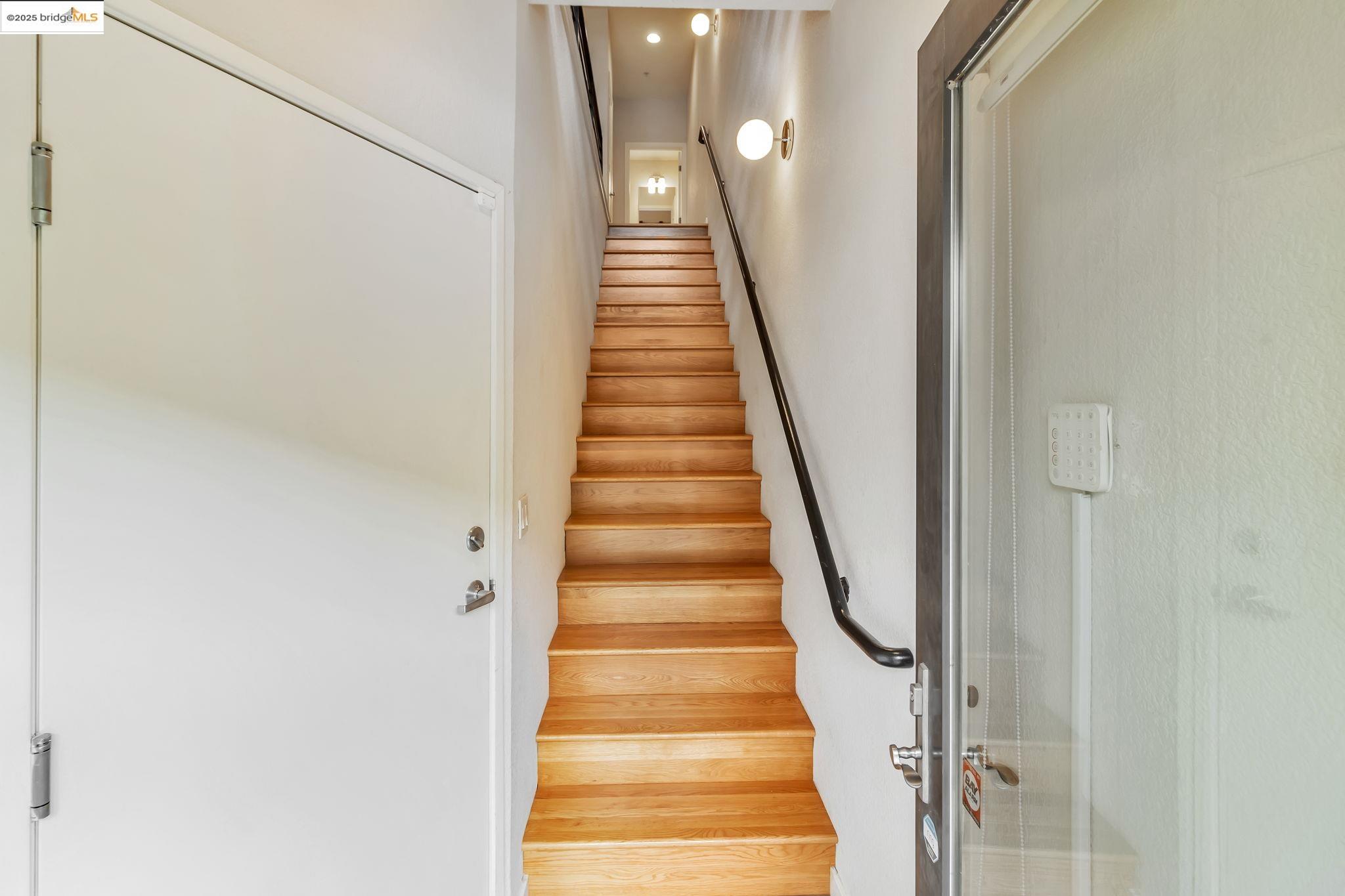 1759 14th st, Oakland, California 94607, 2 Bedrooms Bedrooms, 5 Rooms Rooms,2 BathroomsBathrooms,Residential,For Sale,1759 14th st,41102685