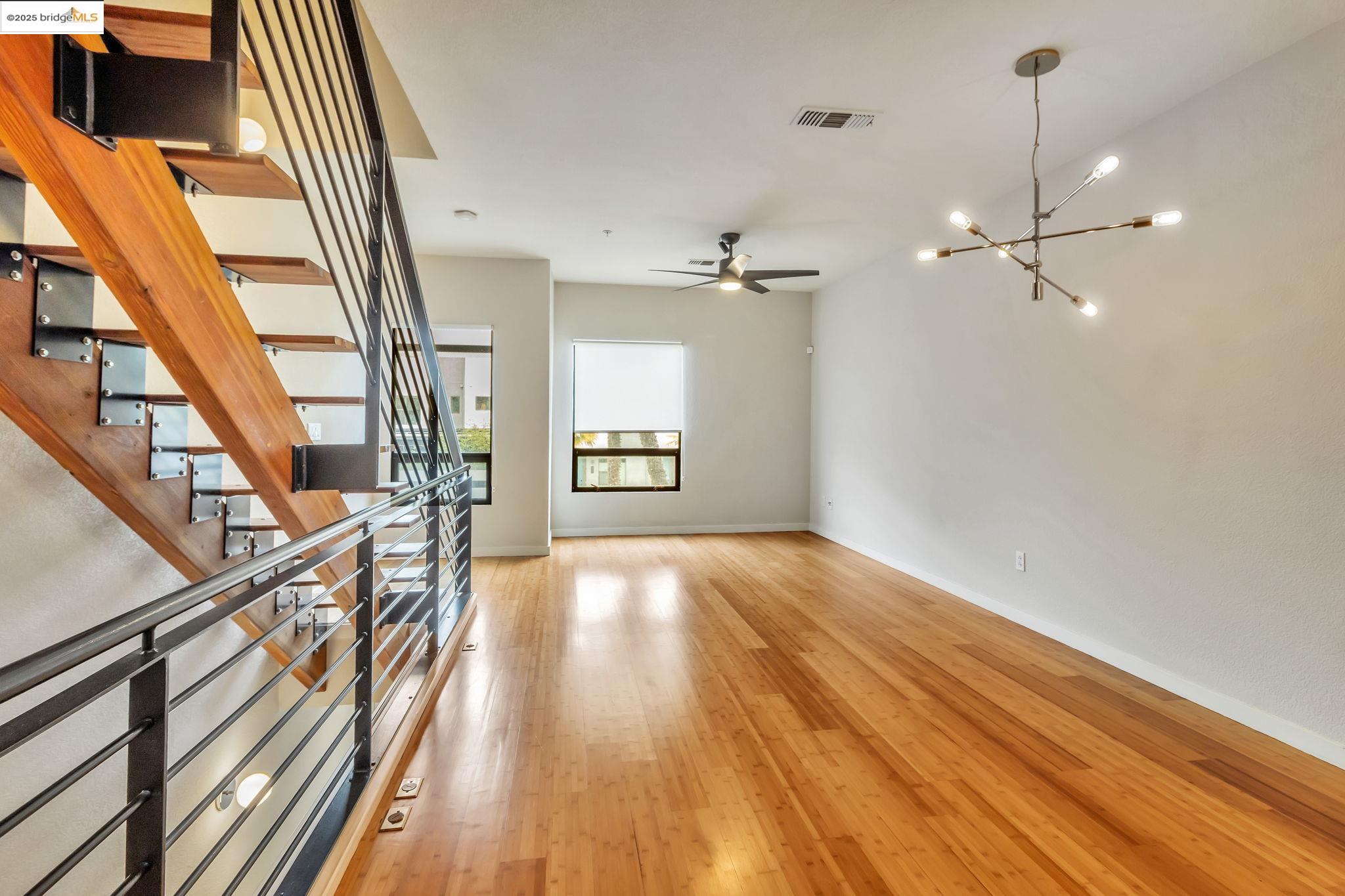 1759 14th st, Oakland, California 94607, 2 Bedrooms Bedrooms, 5 Rooms Rooms,2 BathroomsBathrooms,Residential,For Sale,1759 14th st,41102685