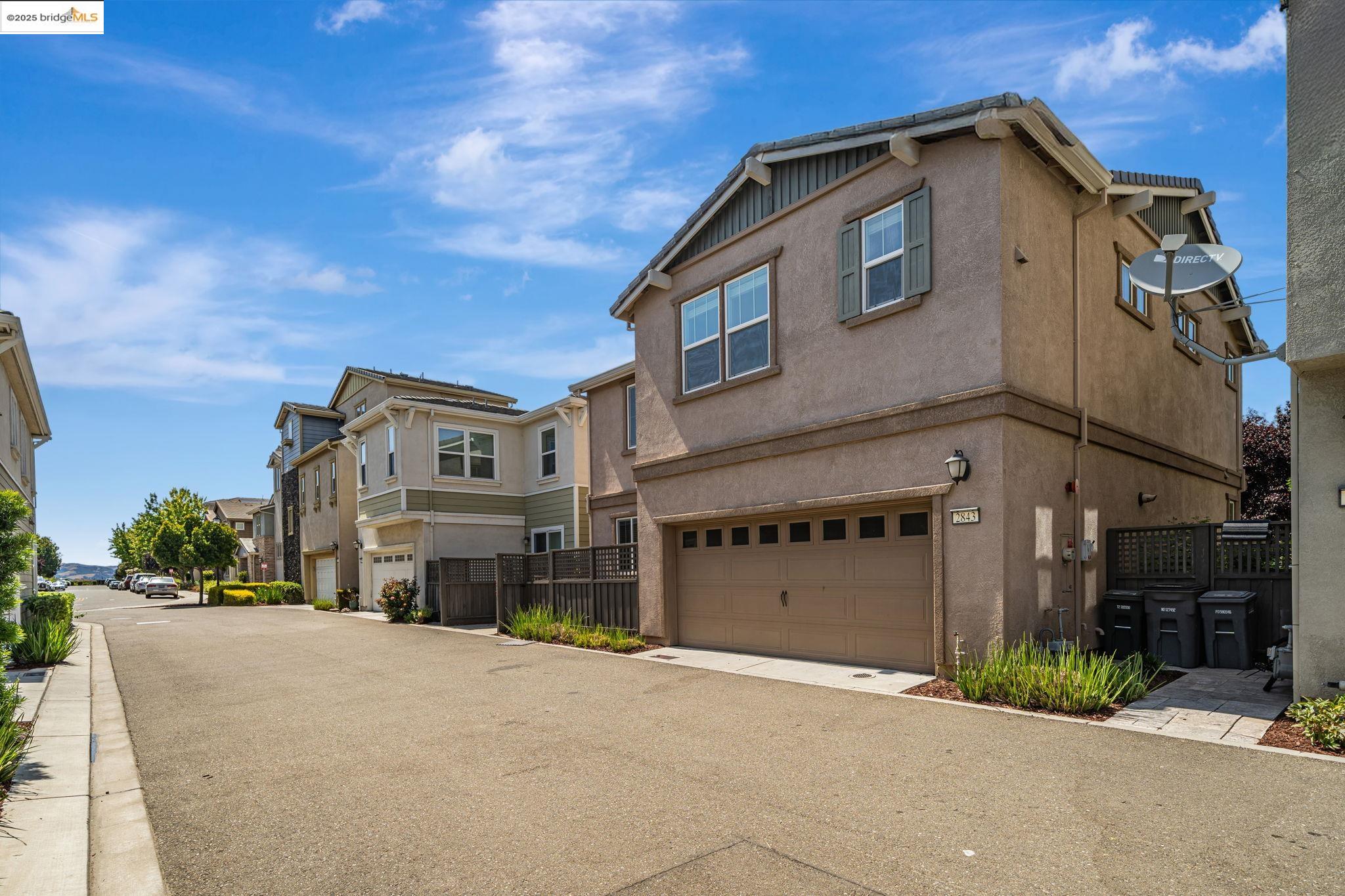Detail Gallery Image 35 of 46 For 2843 Alliston Loop, Dublin,  CA 94568 - 4 Beds | 3 Baths