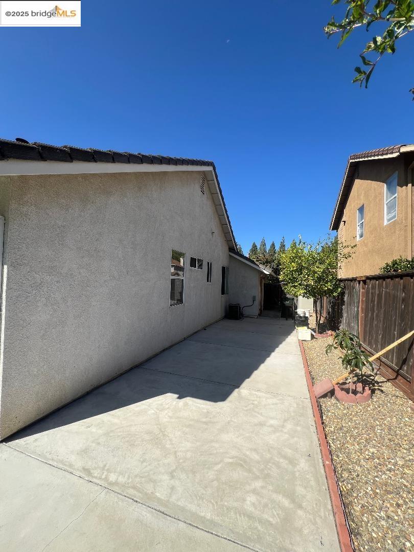 2352 Whitetail Dr, Antioch, California 94531, 3 Bedrooms Bedrooms, 7 Rooms Rooms,2 BathroomsBathrooms,Residential Lease,For Rent,2352 Whitetail Dr,41102689