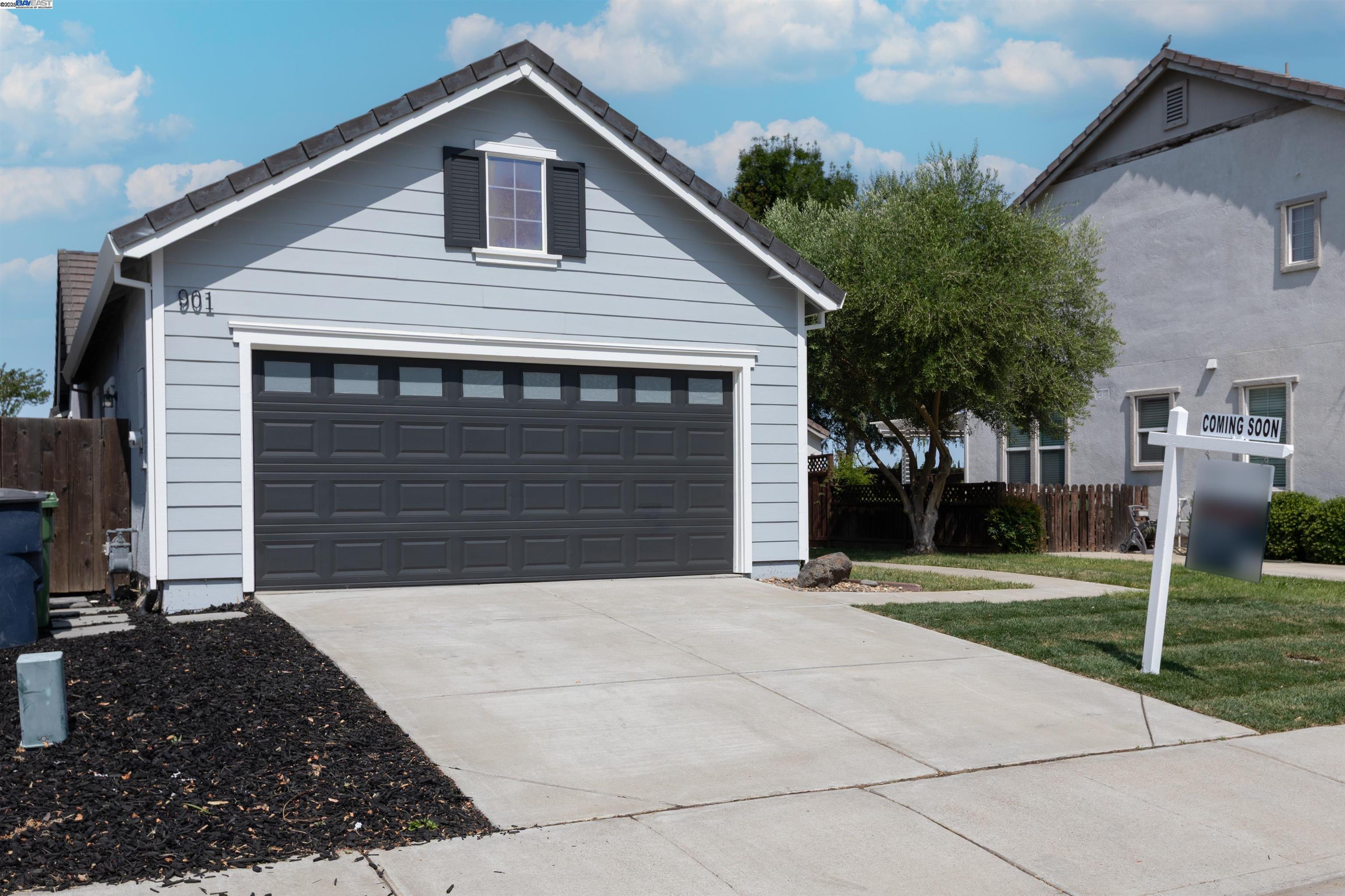 Detail Gallery Image 2 of 44 For 901 Kennedy Pl, Tracy,  CA 95377 - 3 Beds | 2 Baths